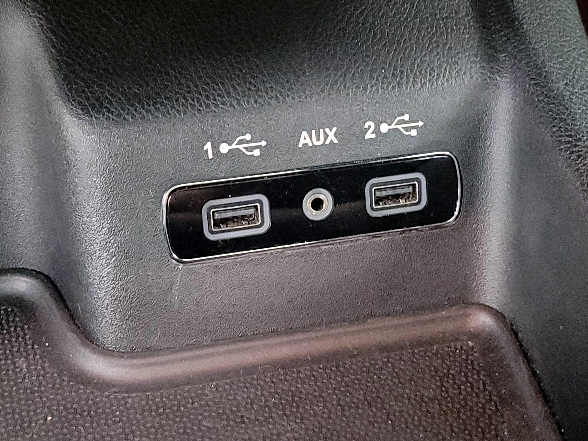 Thumbnail: 2018 Dodge Durango - 17