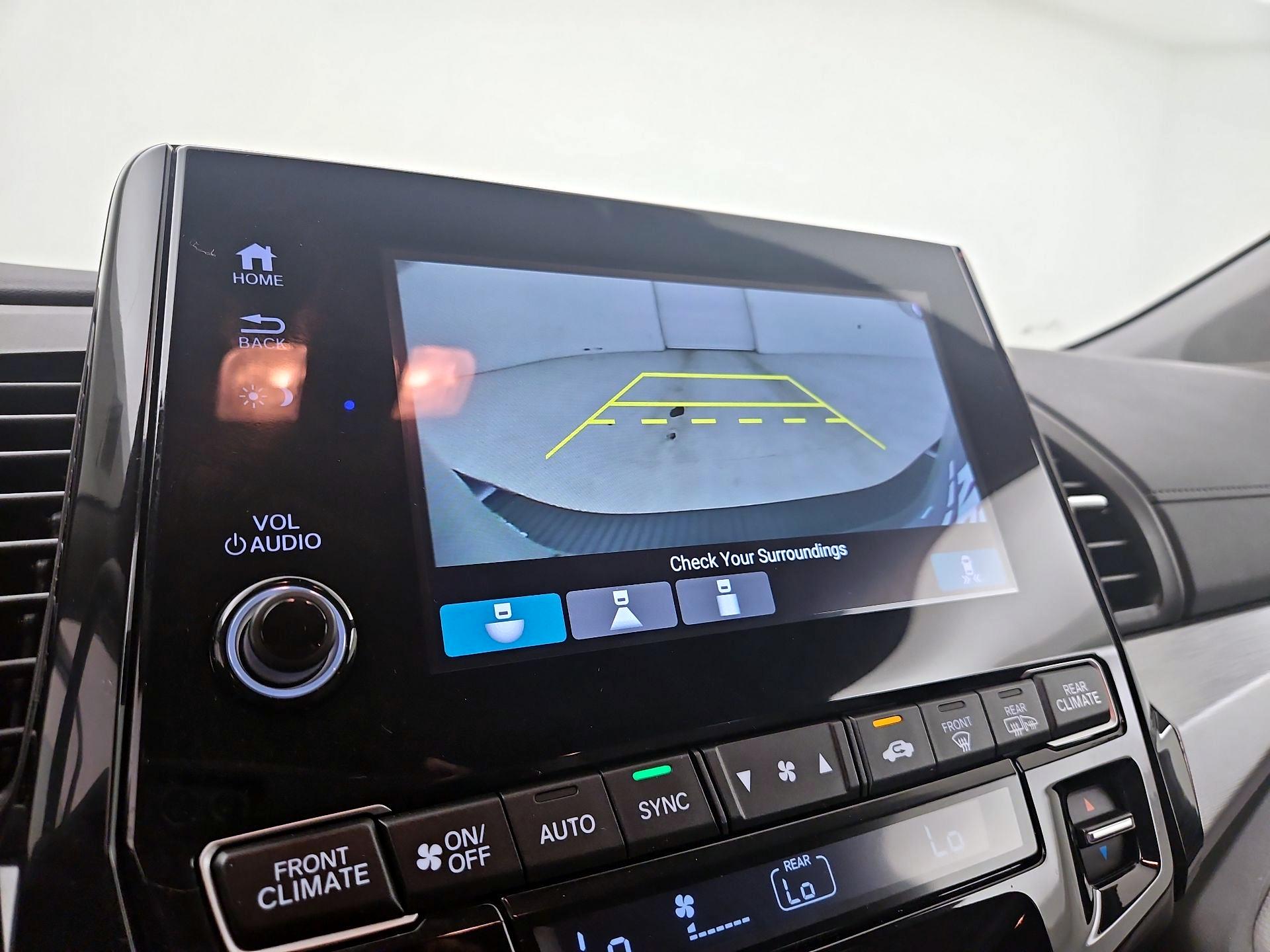 Thumbnail: 2022 Honda Odyssey - 14