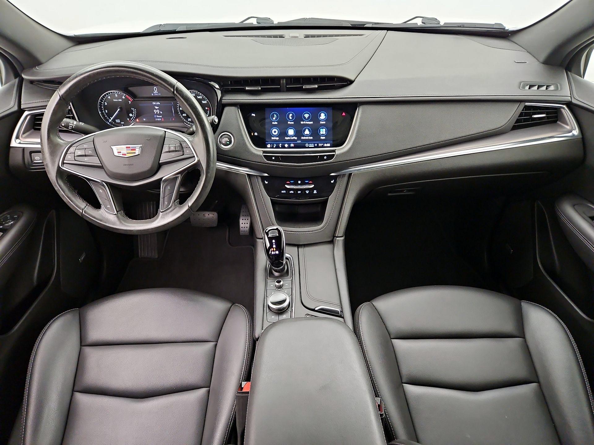 Thumbnail: 2023 Cadillac XT5 - 9