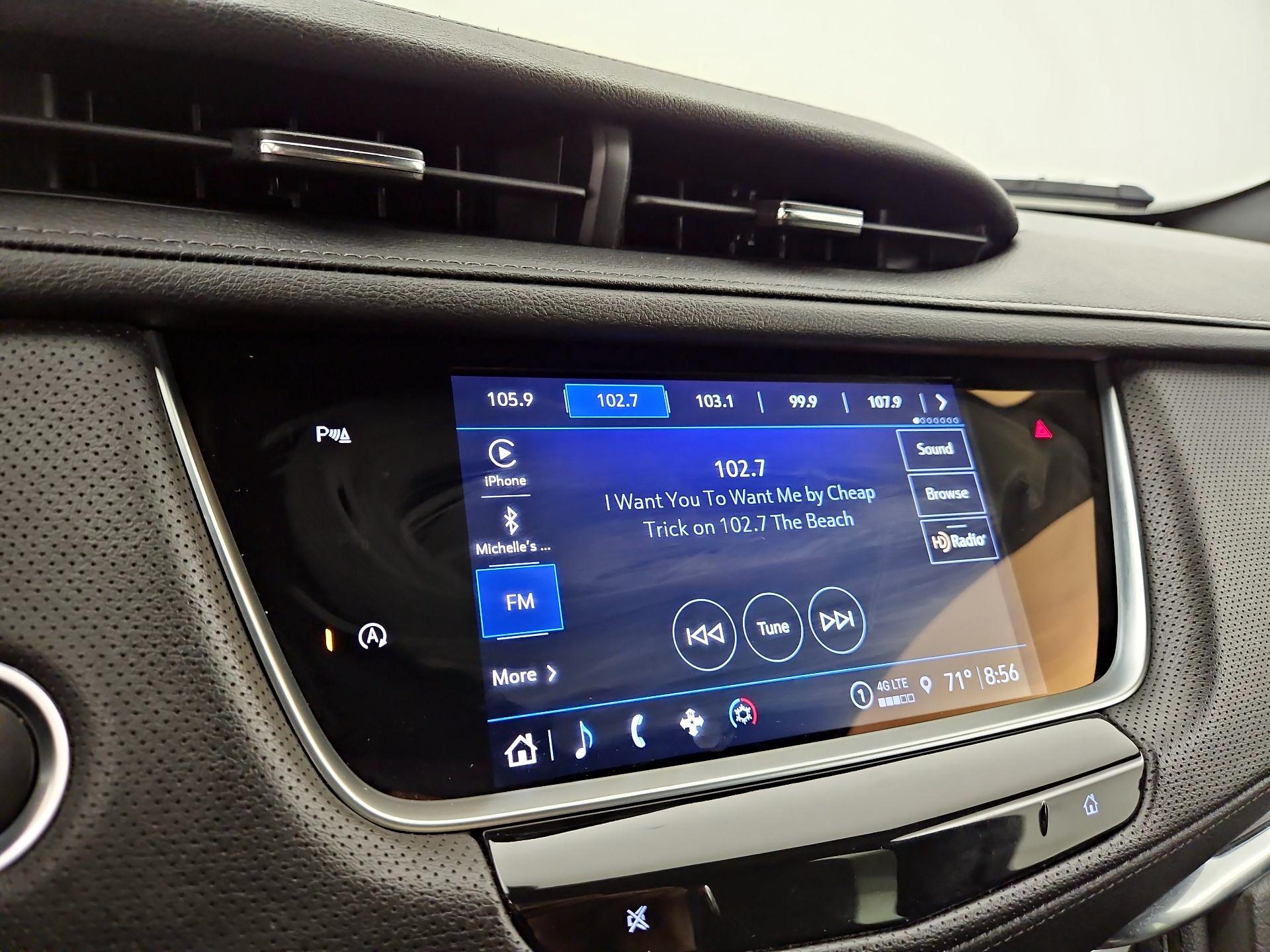 Thumbnail: 2023 Cadillac XT5 - 16