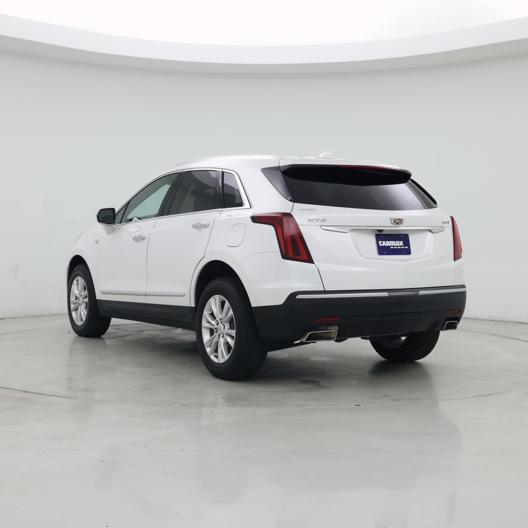 Thumbnail: 2023 Cadillac XT5 - 2