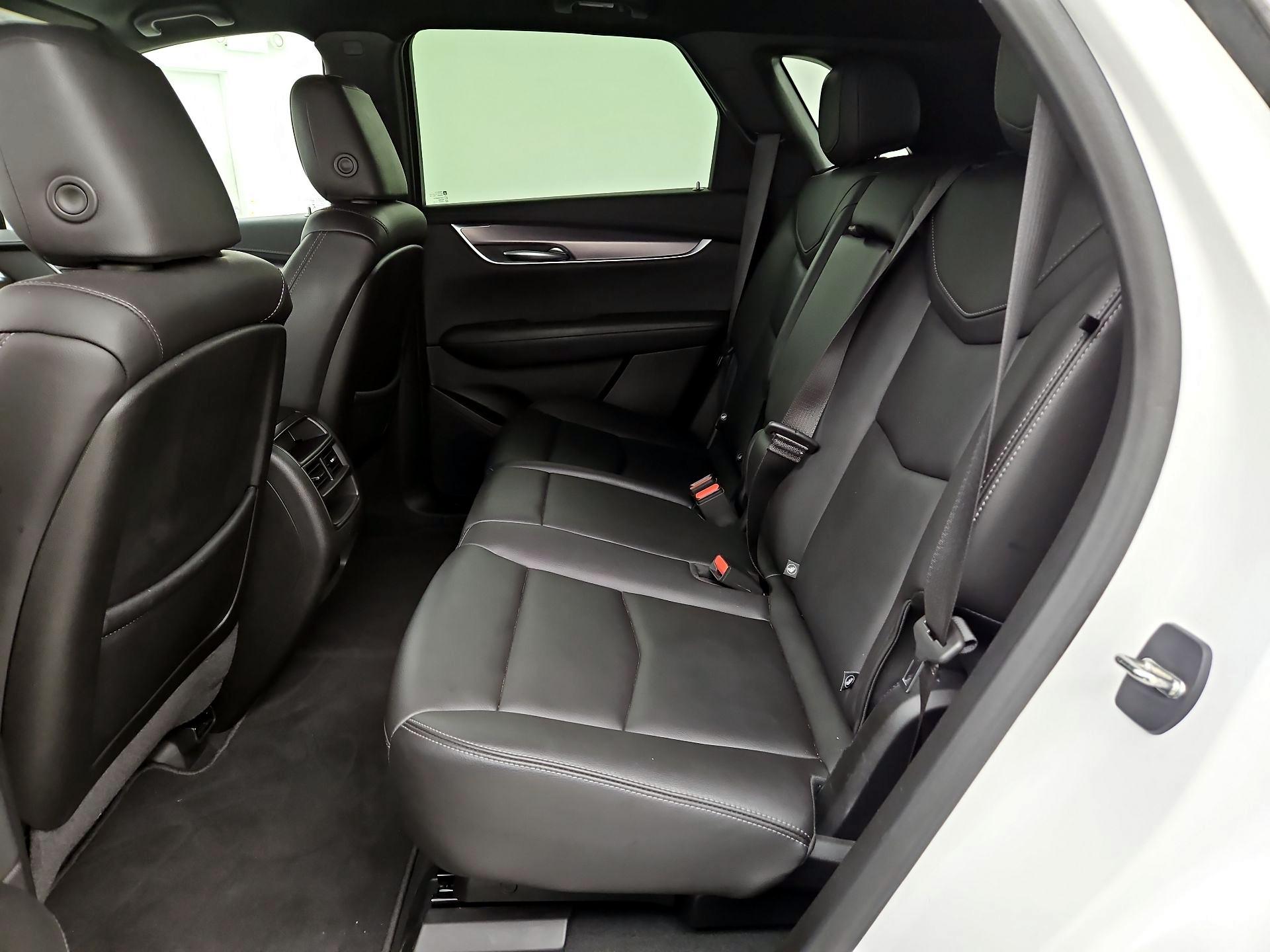 Thumbnail: 2023 Cadillac XT5 - 20