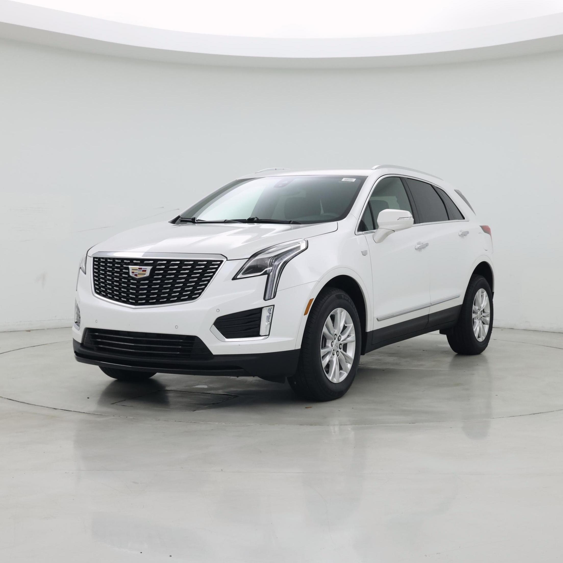 Thumbnail: 2023 Cadillac XT5 - 4