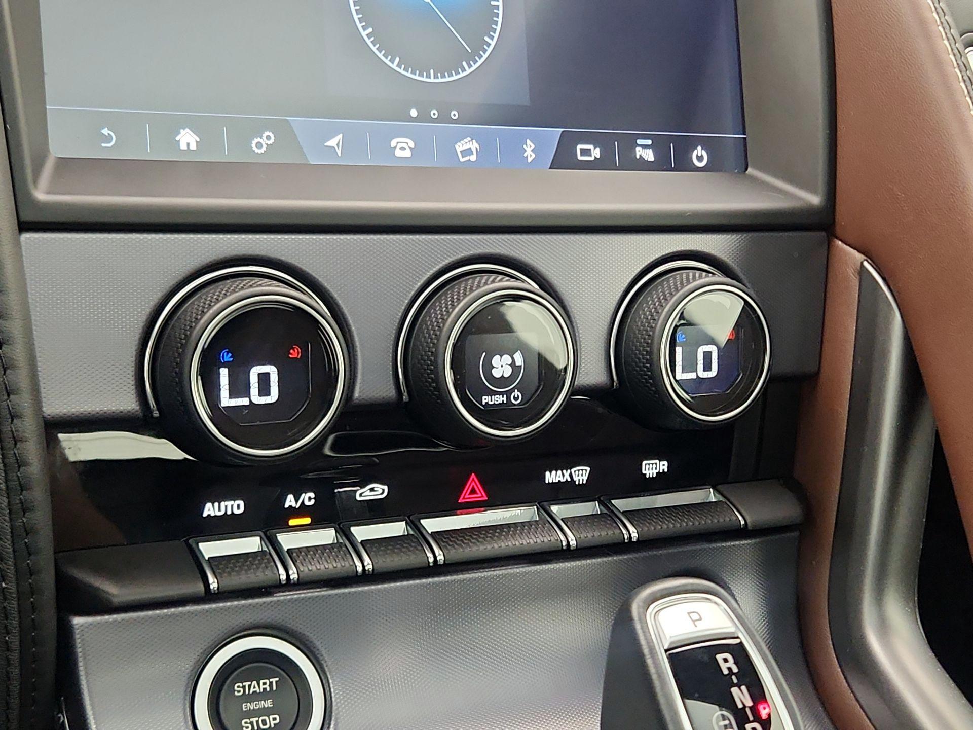 Thumbnail: 2019 Jaguar F-Type - 16