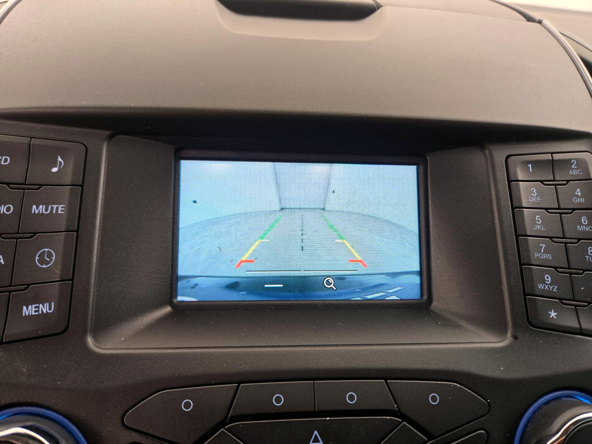 Thumbnail: 2018 Ford Edge - 14