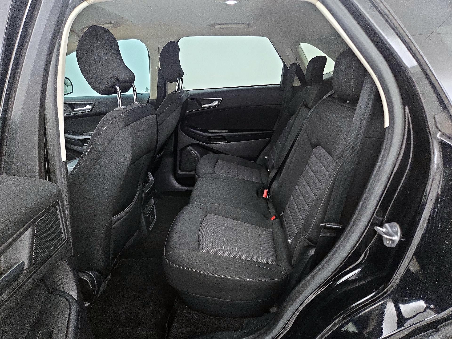 Thumbnail: 2018 Ford Edge - 19