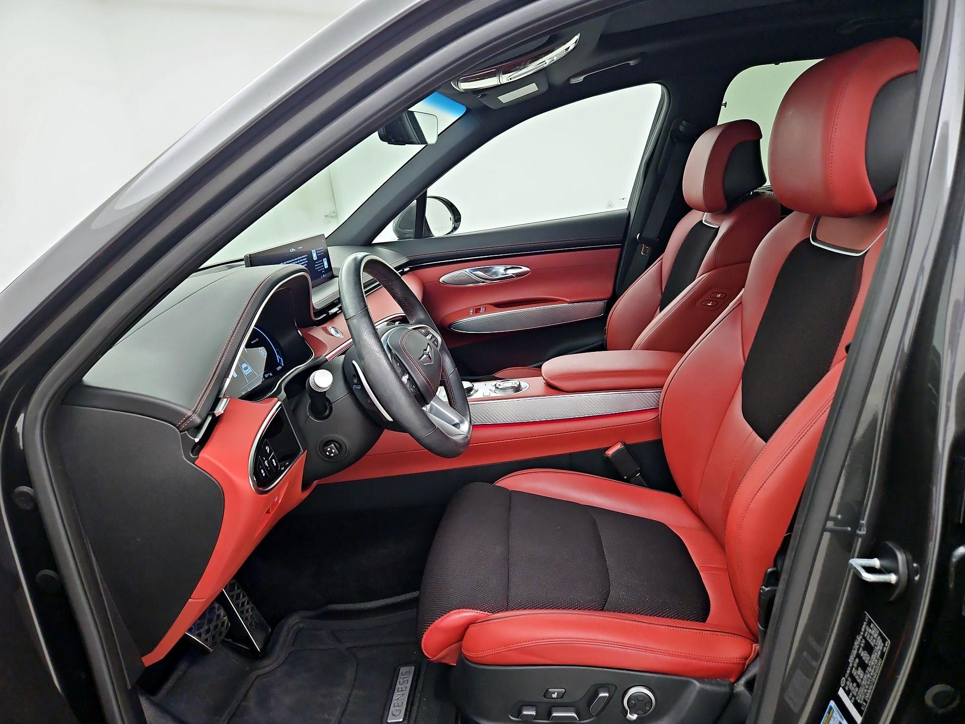 Thumbnail: 2024 Genesis GV70 - 11