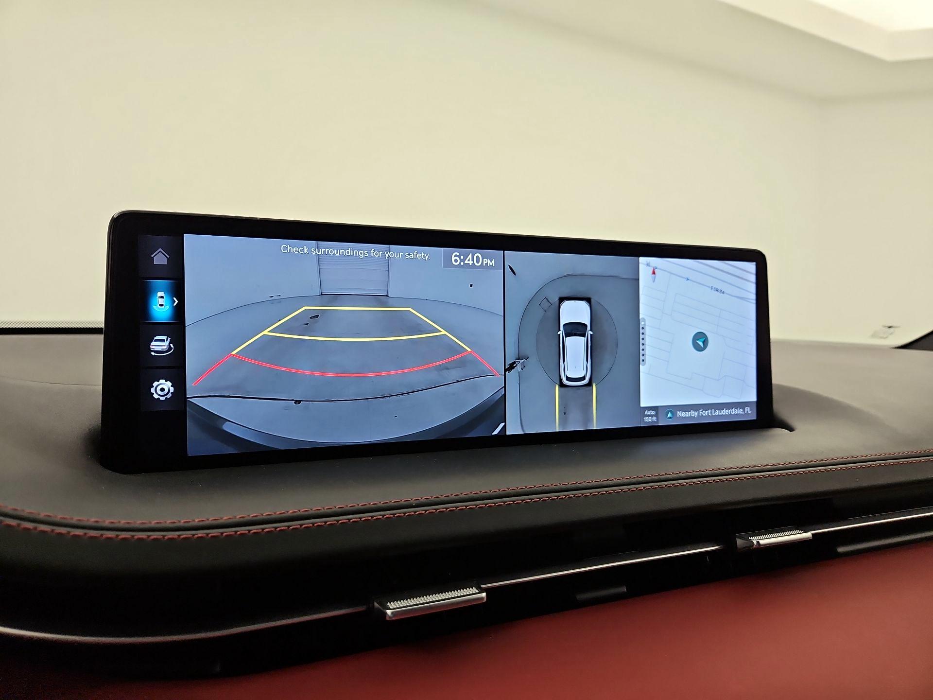 Thumbnail: 2024 Genesis GV70 - 15