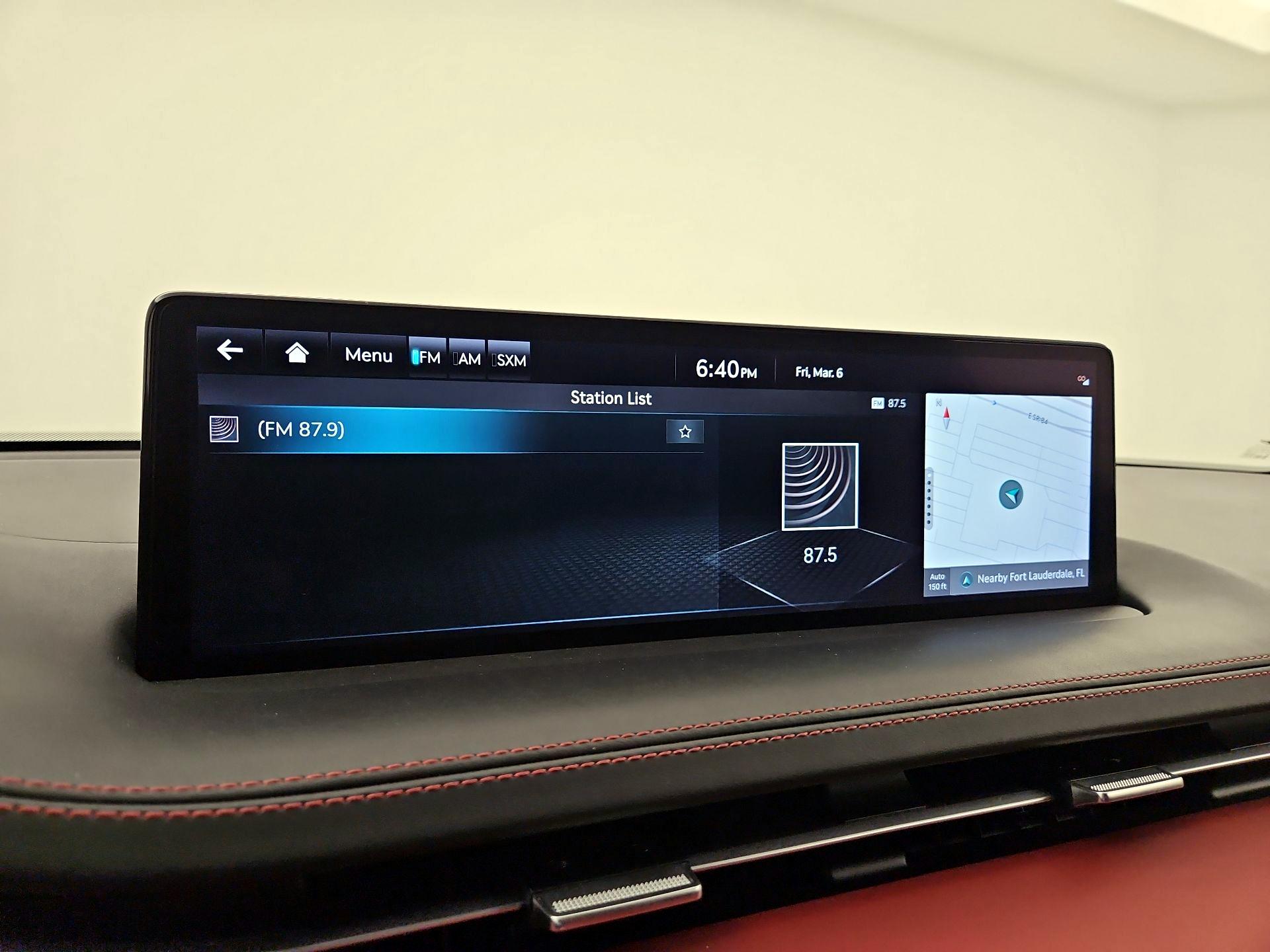 Thumbnail: 2024 Genesis GV70 - 16