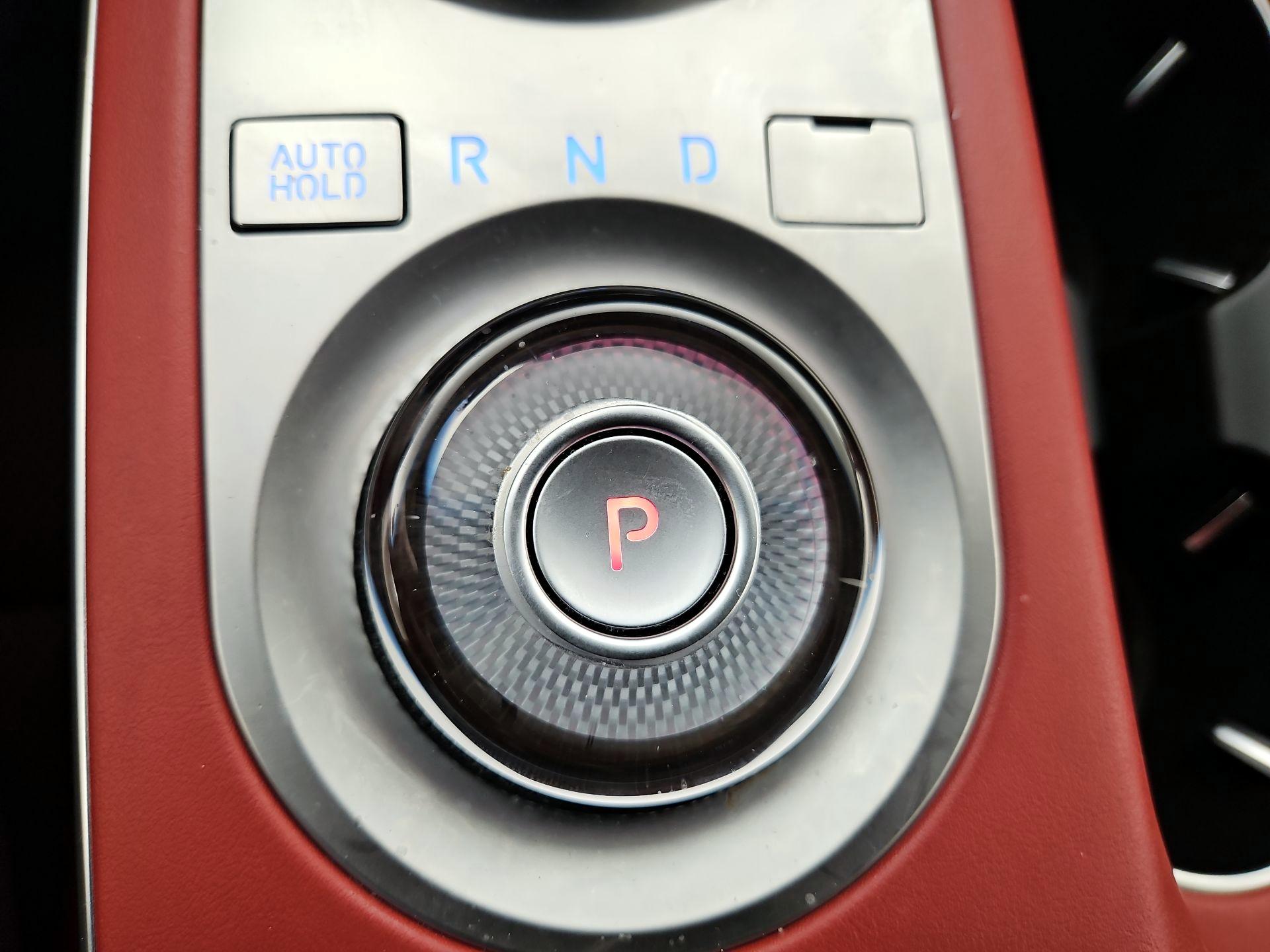 Thumbnail: 2024 Genesis GV70 - 18