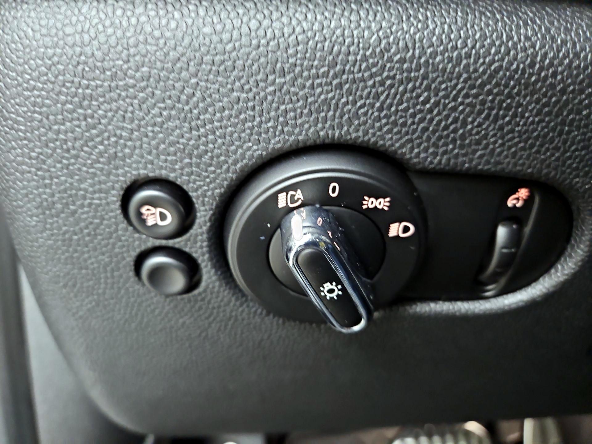 Thumbnail: 2023 MINI Cooper Hardtop - 13