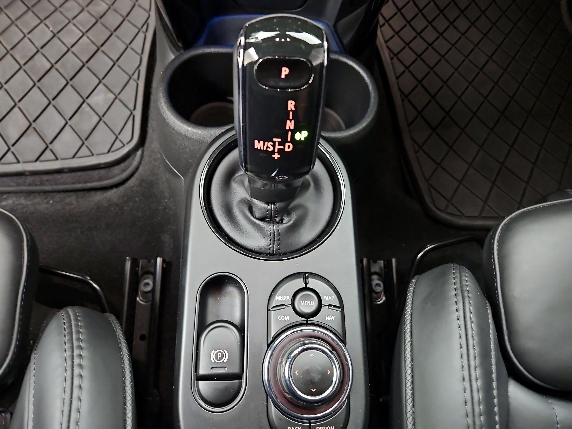 Thumbnail: 2023 MINI Cooper Hardtop - 18