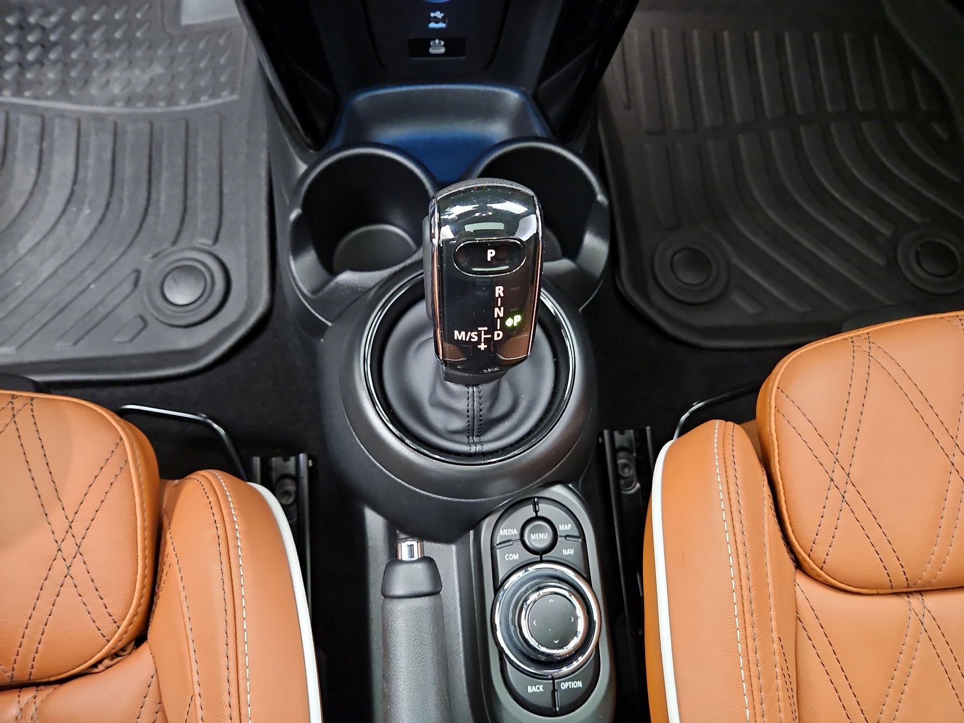 Thumbnail: 2024 MINI Cooper Hardtop - 18