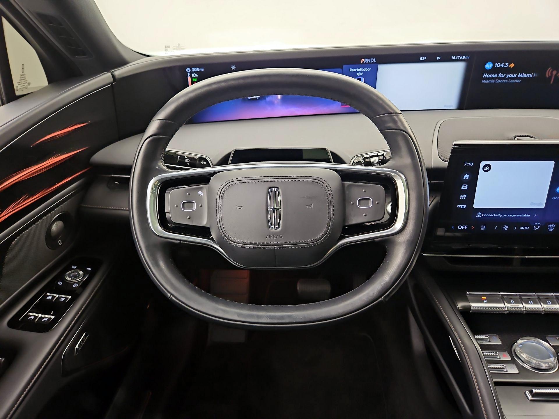 Thumbnail: 2024 Lincoln Nautilus - 10
