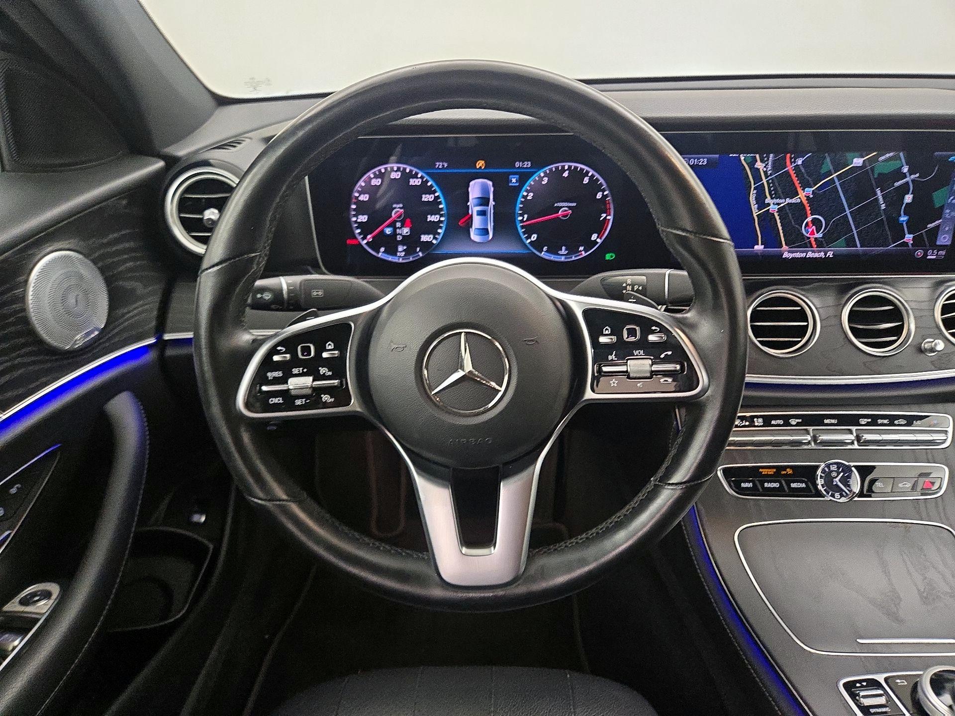 Thumbnail: 2020 Mercedes-Benz E-Class - 10