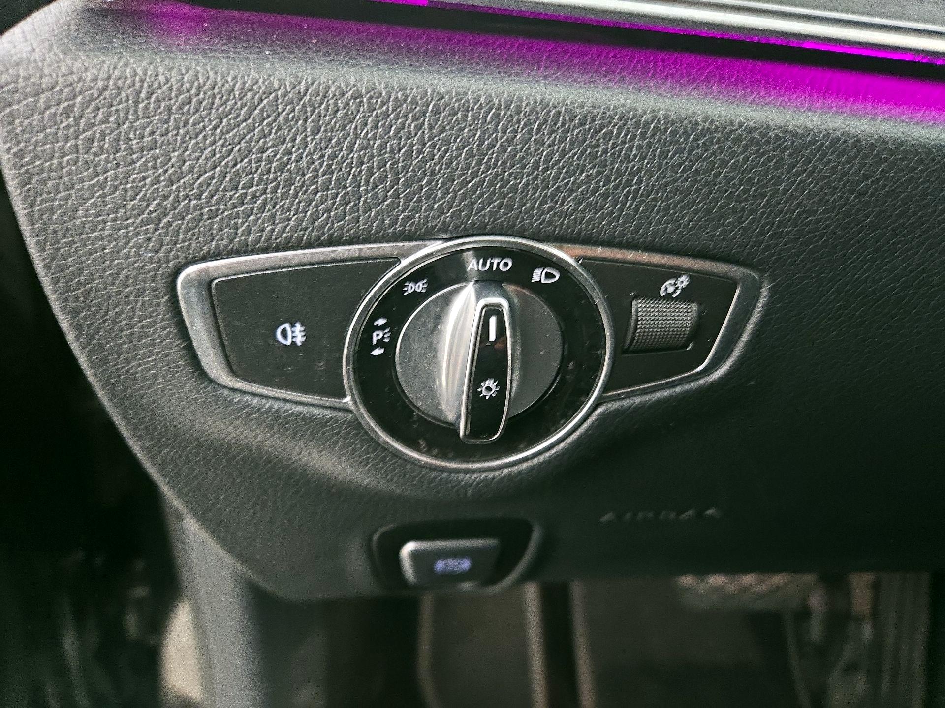 Thumbnail: 2020 Mercedes-Benz E-Class - 13