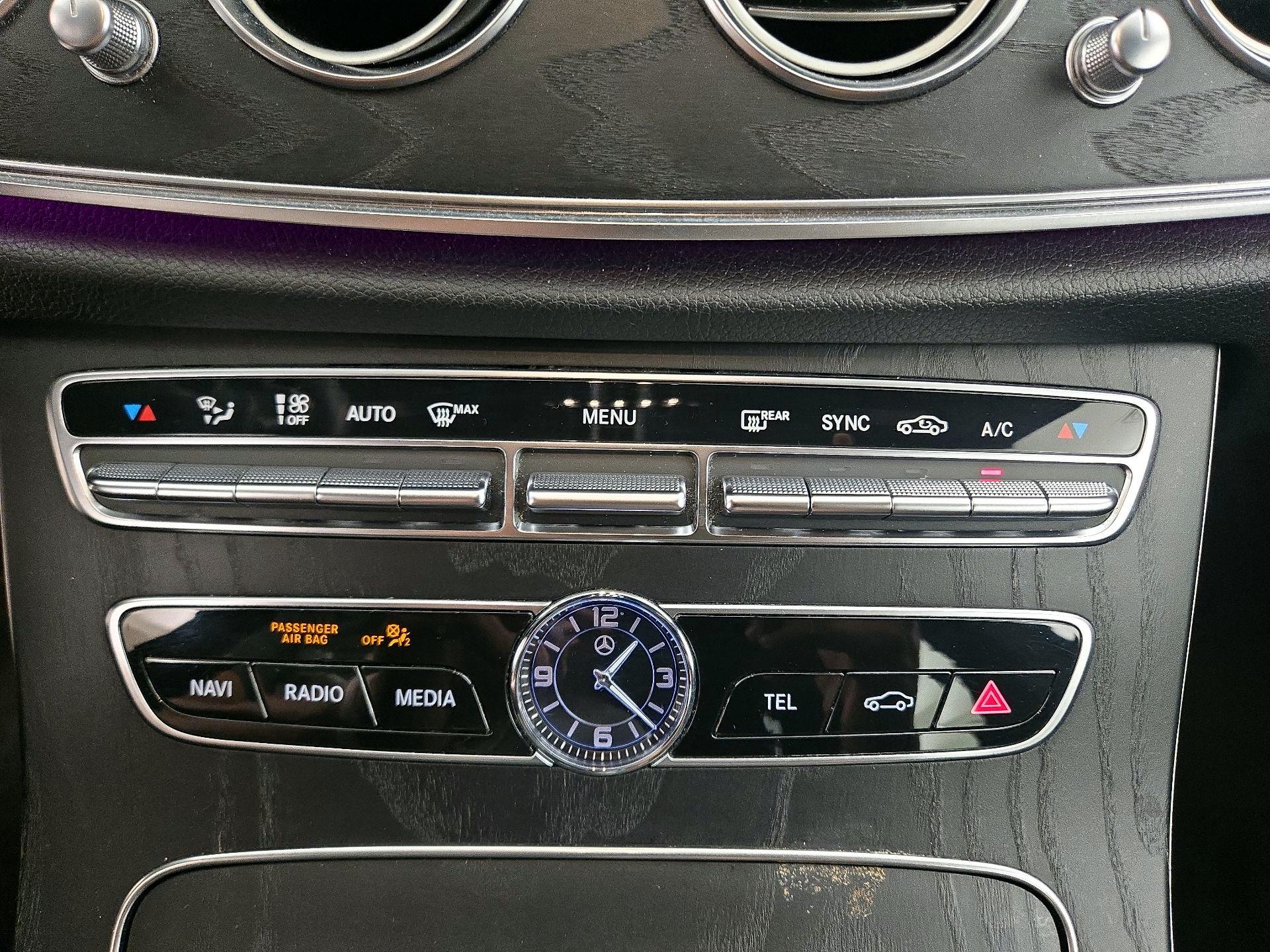 Thumbnail: 2020 Mercedes-Benz E-Class - 17