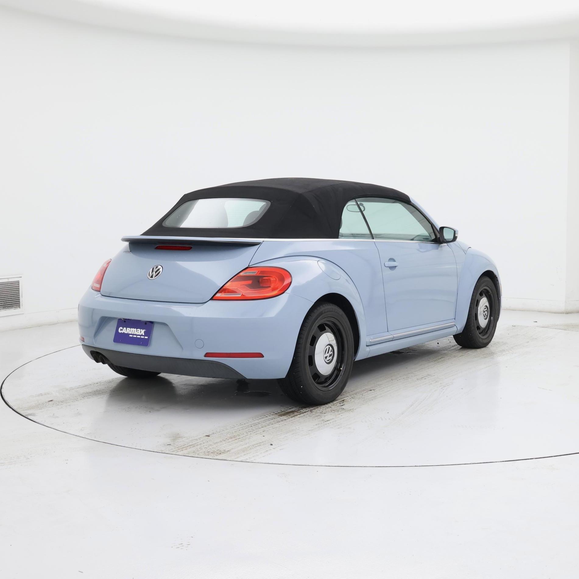 Thumbnail: 2014 Volkswagen Beetle - 8