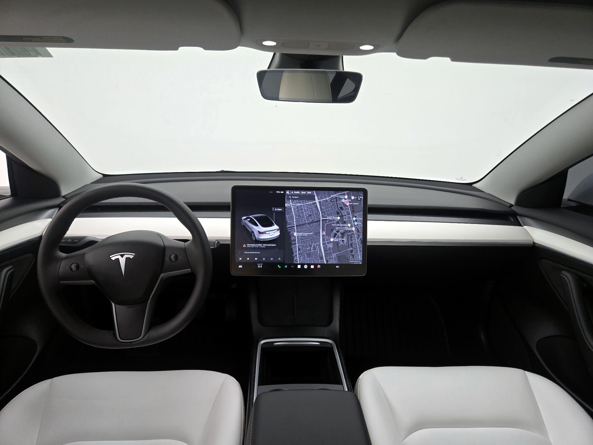 Thumbnail: 2023 Tesla Model 3 - 9