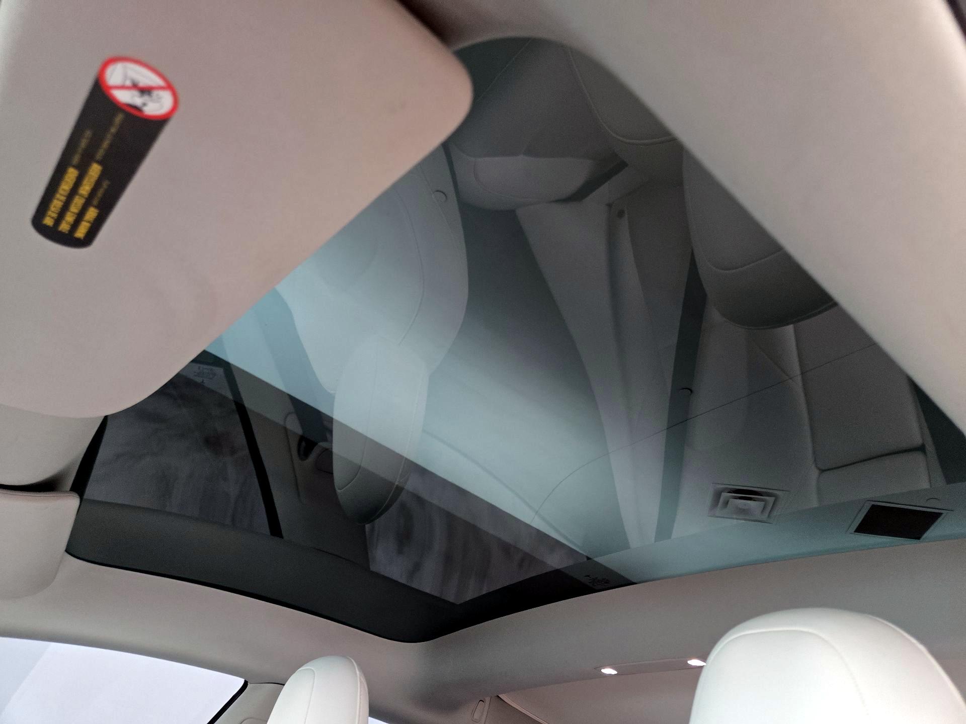 Thumbnail: 2023 Tesla Model 3 - 18