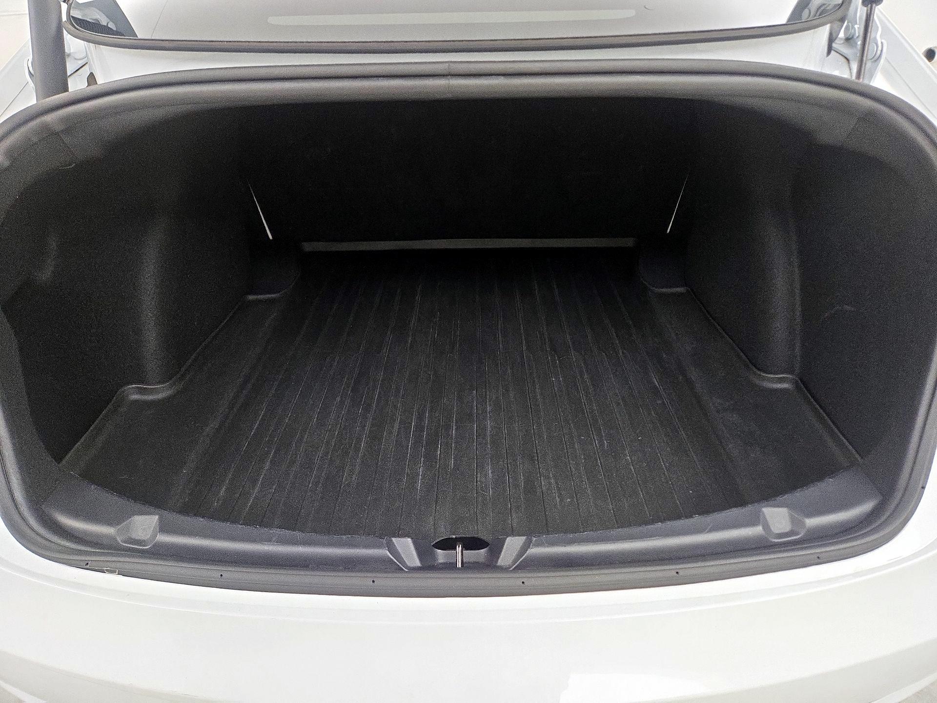 Thumbnail: 2023 Tesla Model 3 - 20