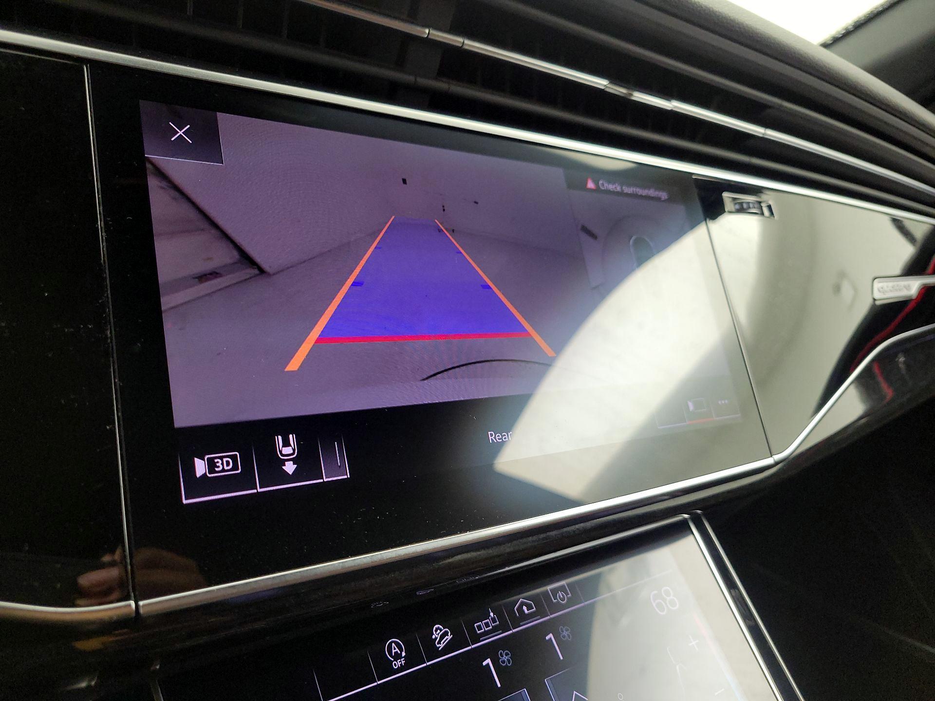 Thumbnail: 2019 Audi Q8 - 15