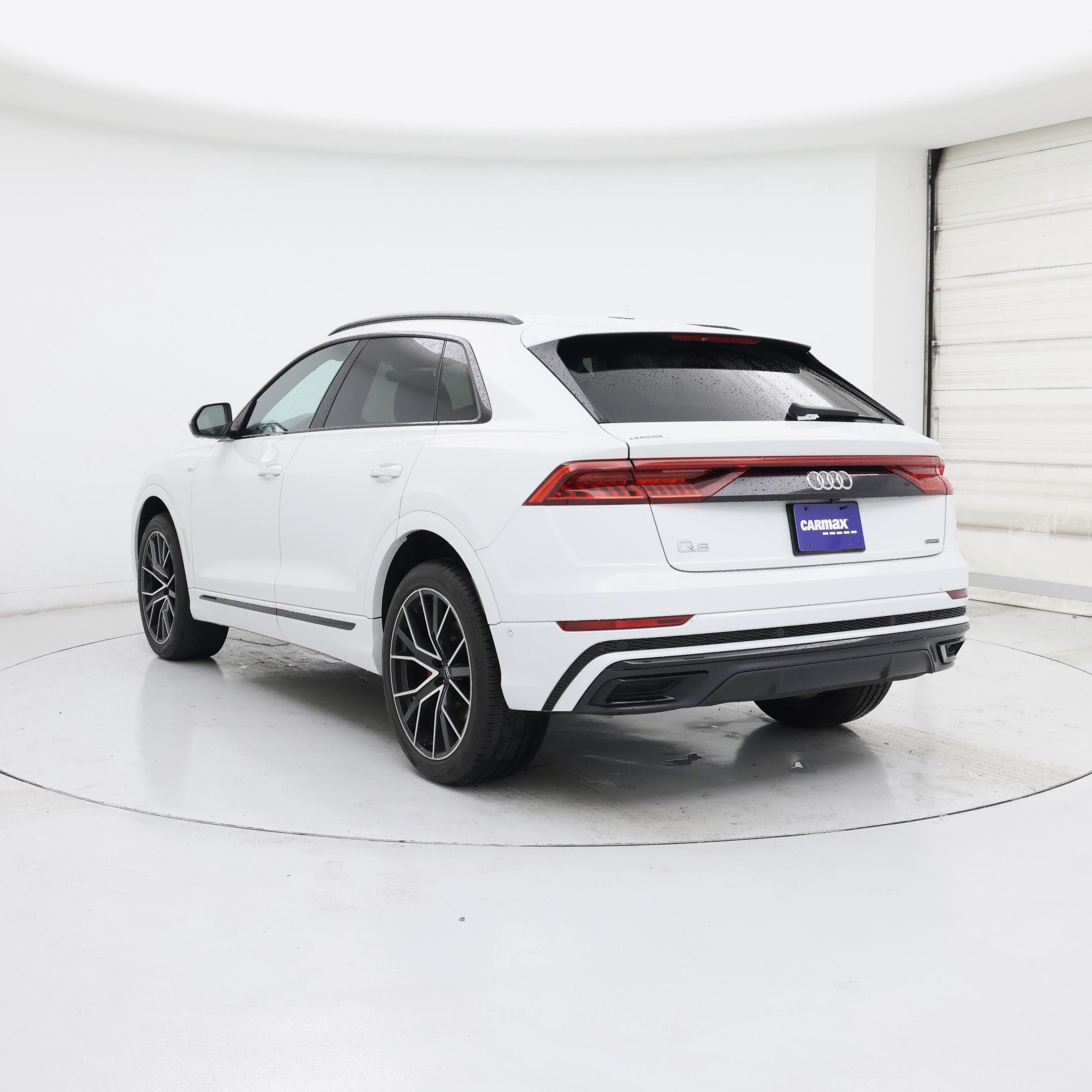 Thumbnail: 2019 Audi Q8 - 2