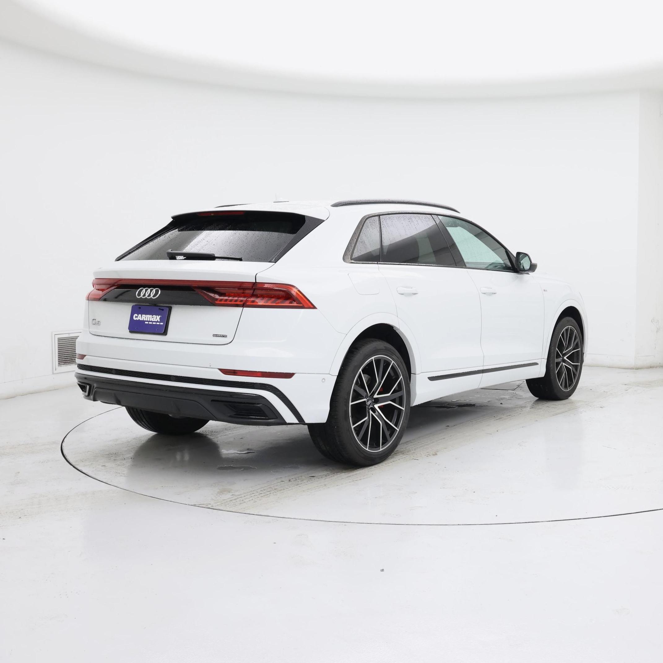 Thumbnail: 2019 Audi Q8 - 8