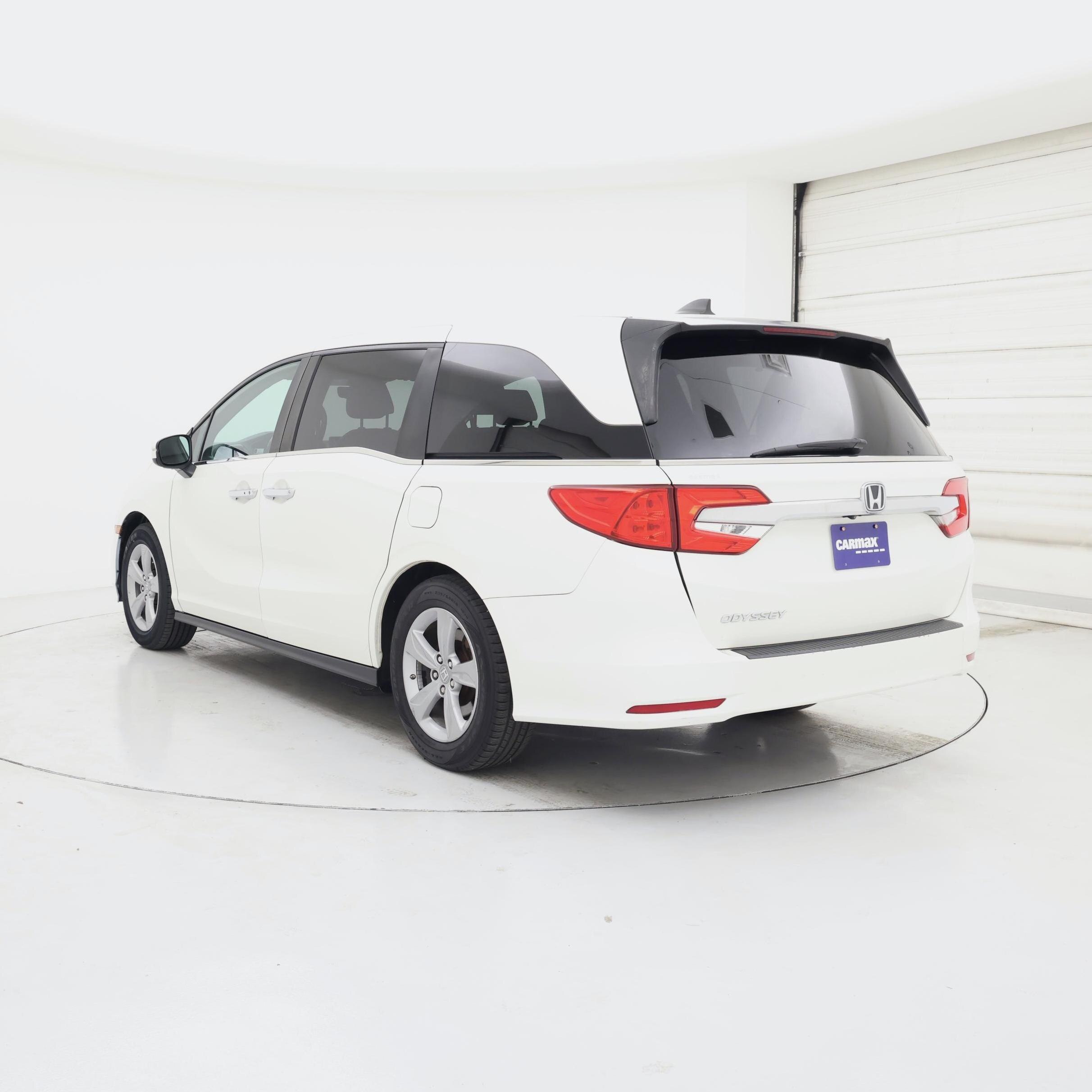 Thumbnail: 2019 Honda Odyssey - 2