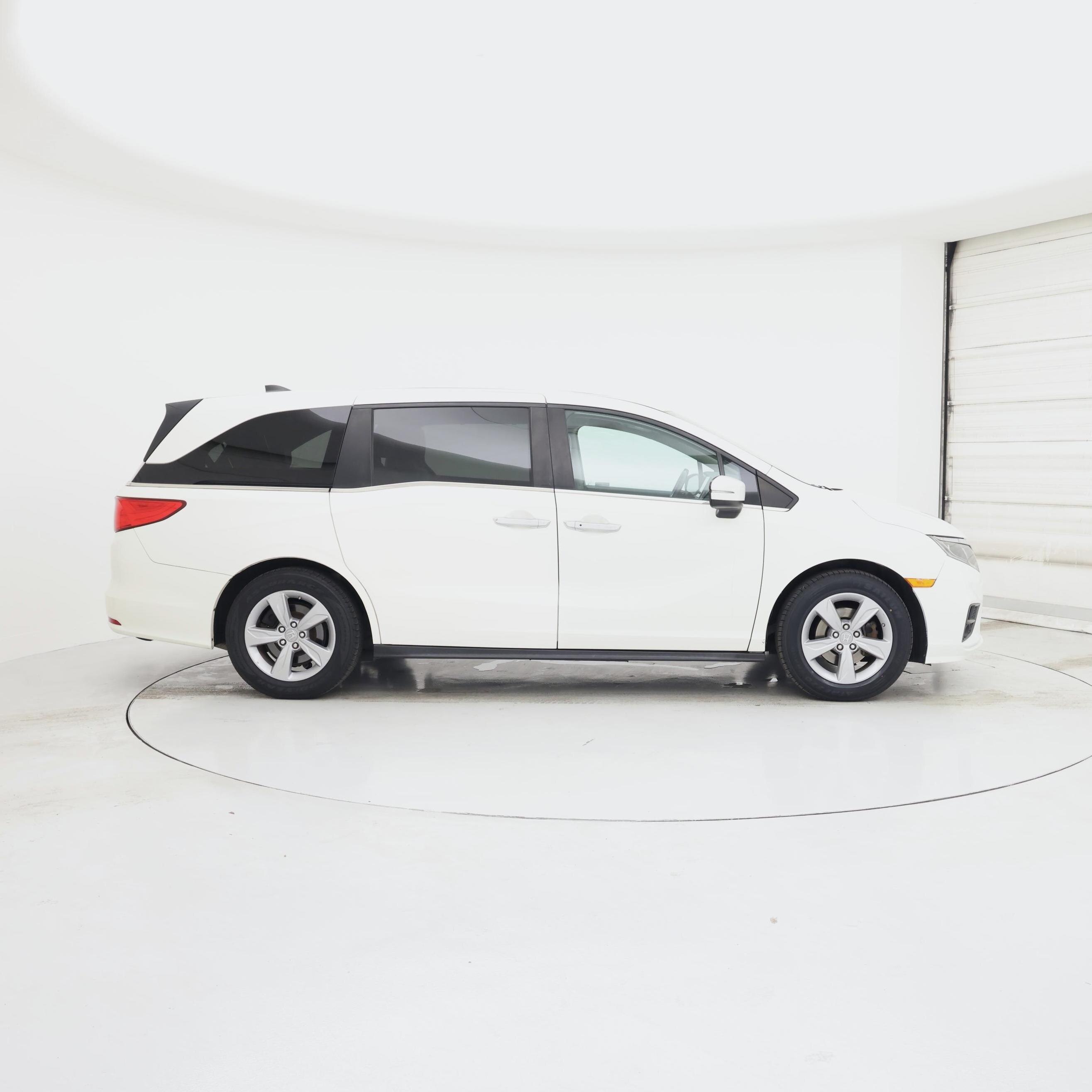 Thumbnail: 2019 Honda Odyssey - 7