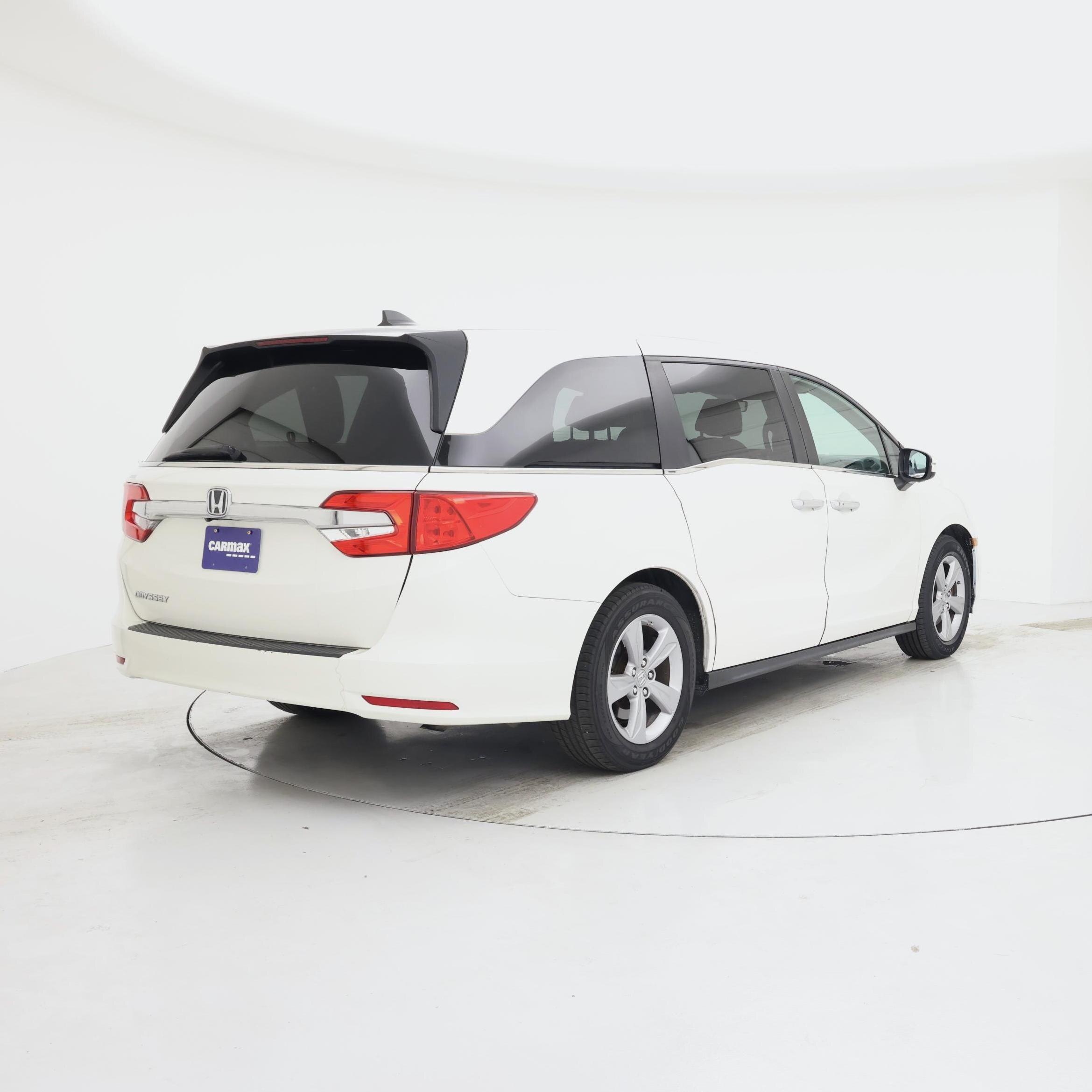 Thumbnail: 2019 Honda Odyssey - 8