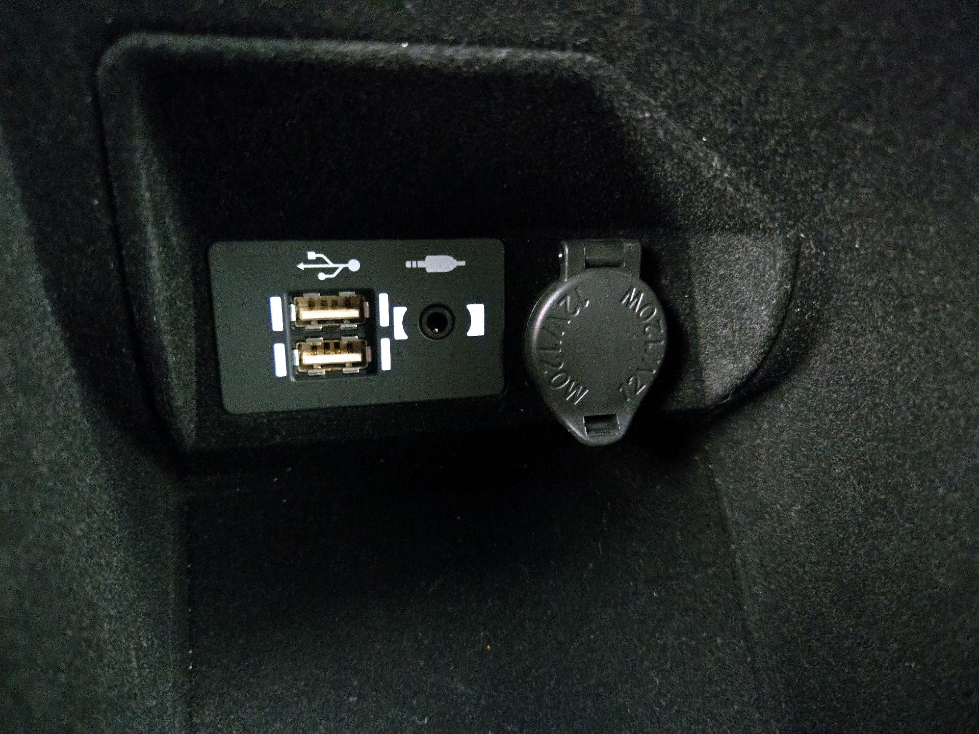 Thumbnail: 2022 Lexus IS - 18