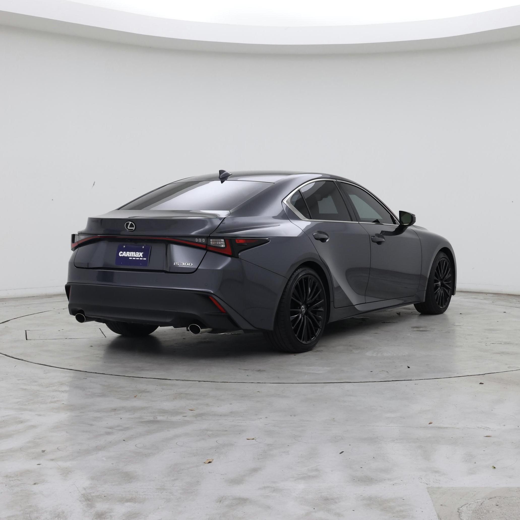 Thumbnail: 2022 Lexus IS - 8