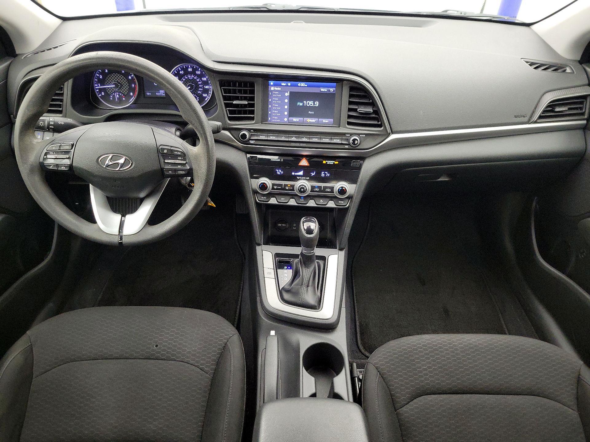 Thumbnail: 2020 Hyundai Elantra - 9