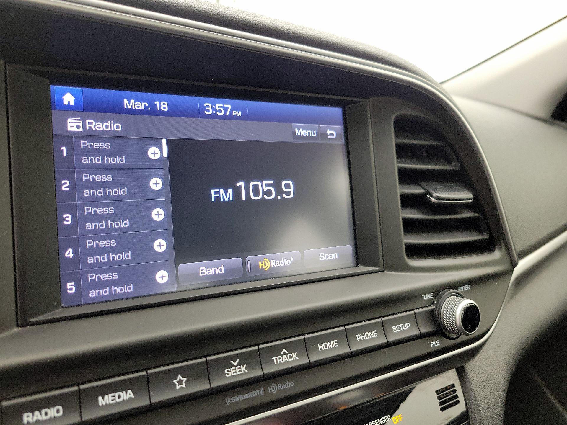 Thumbnail: 2020 Hyundai Elantra - 15