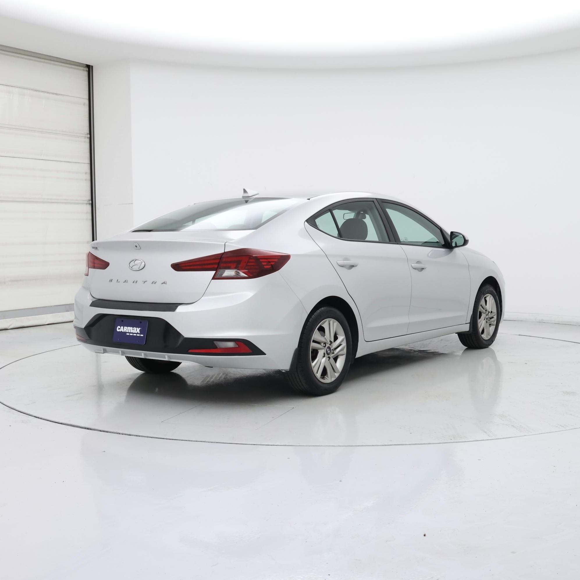 Thumbnail: 2020 Hyundai Elantra - 8