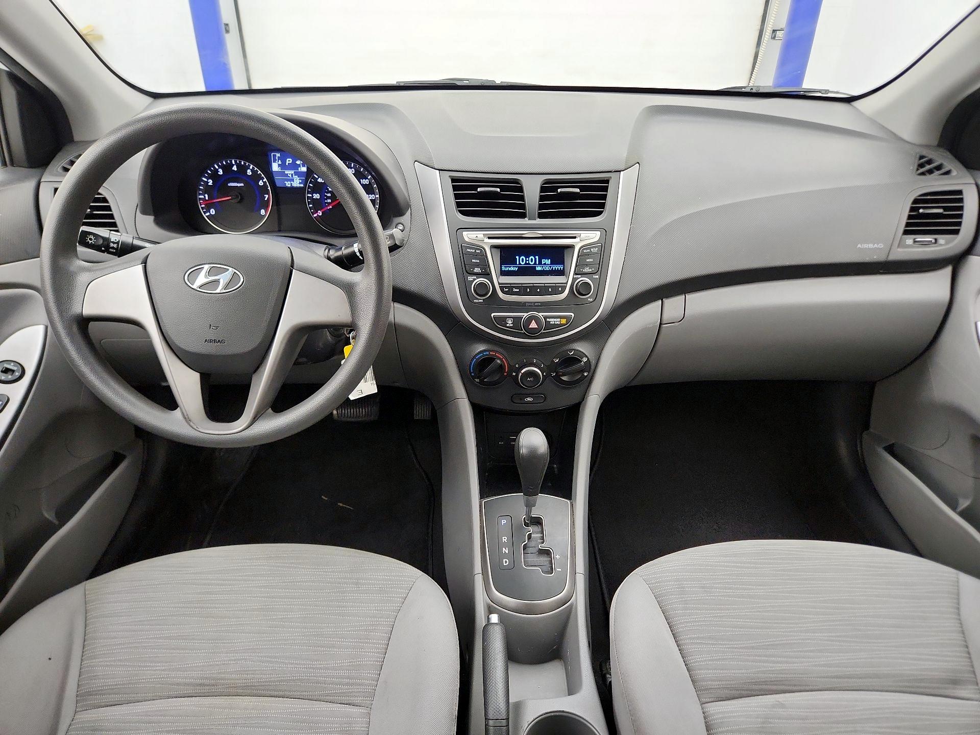 Thumbnail: 2015 Hyundai Accent - 9