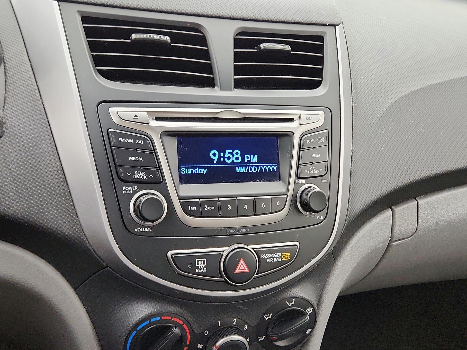 Thumbnail: 2015 Hyundai Accent - 14