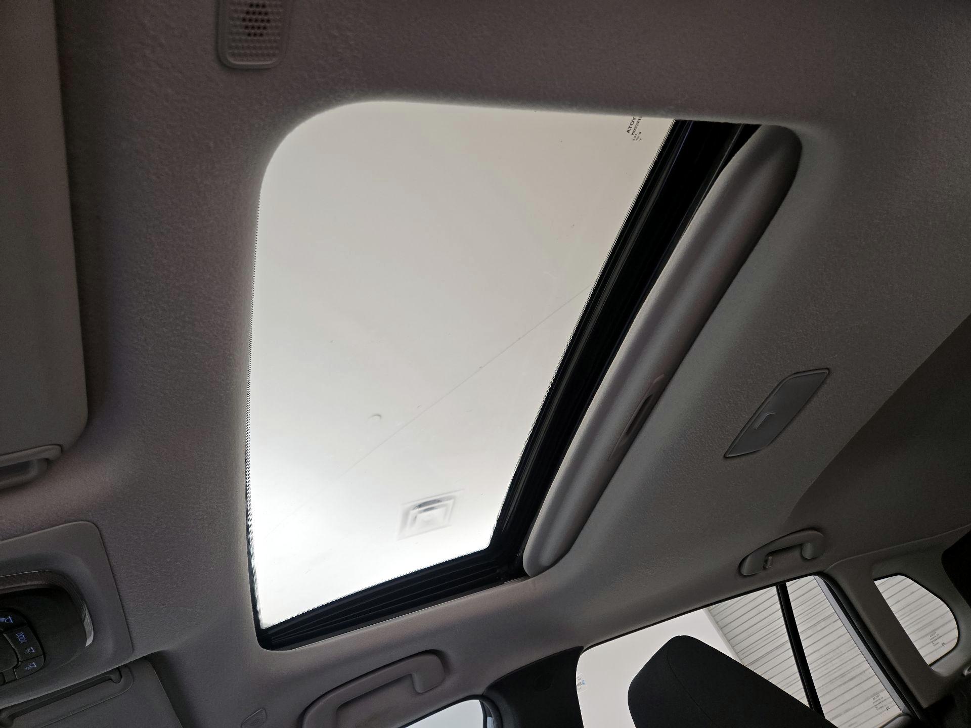 Thumbnail: 2023 Toyota Corolla Cross - 19