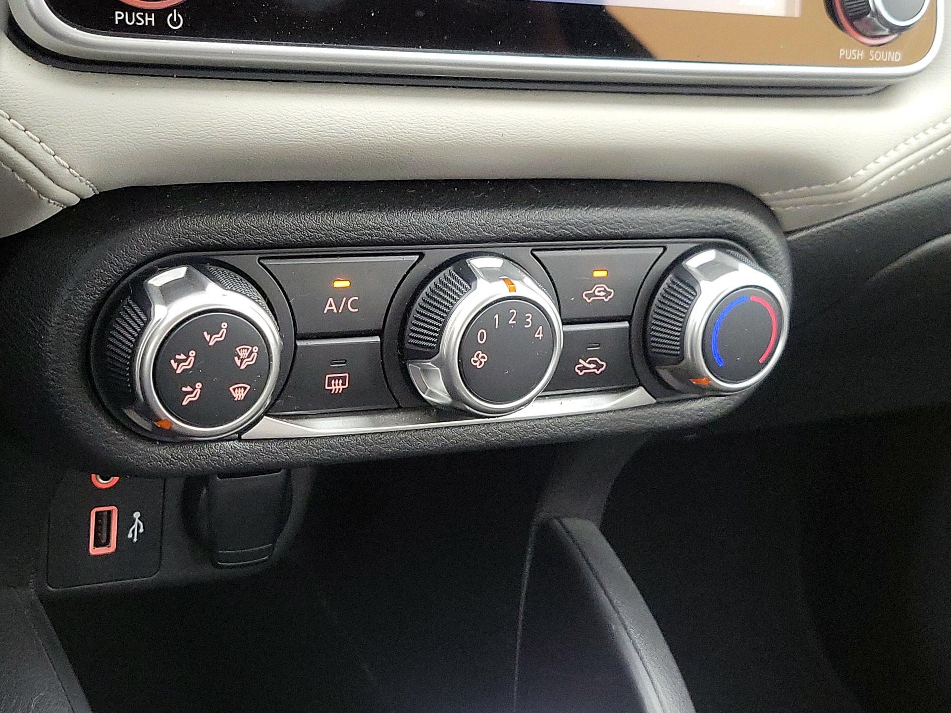 Thumbnail: 2020 Nissan Versa - 15