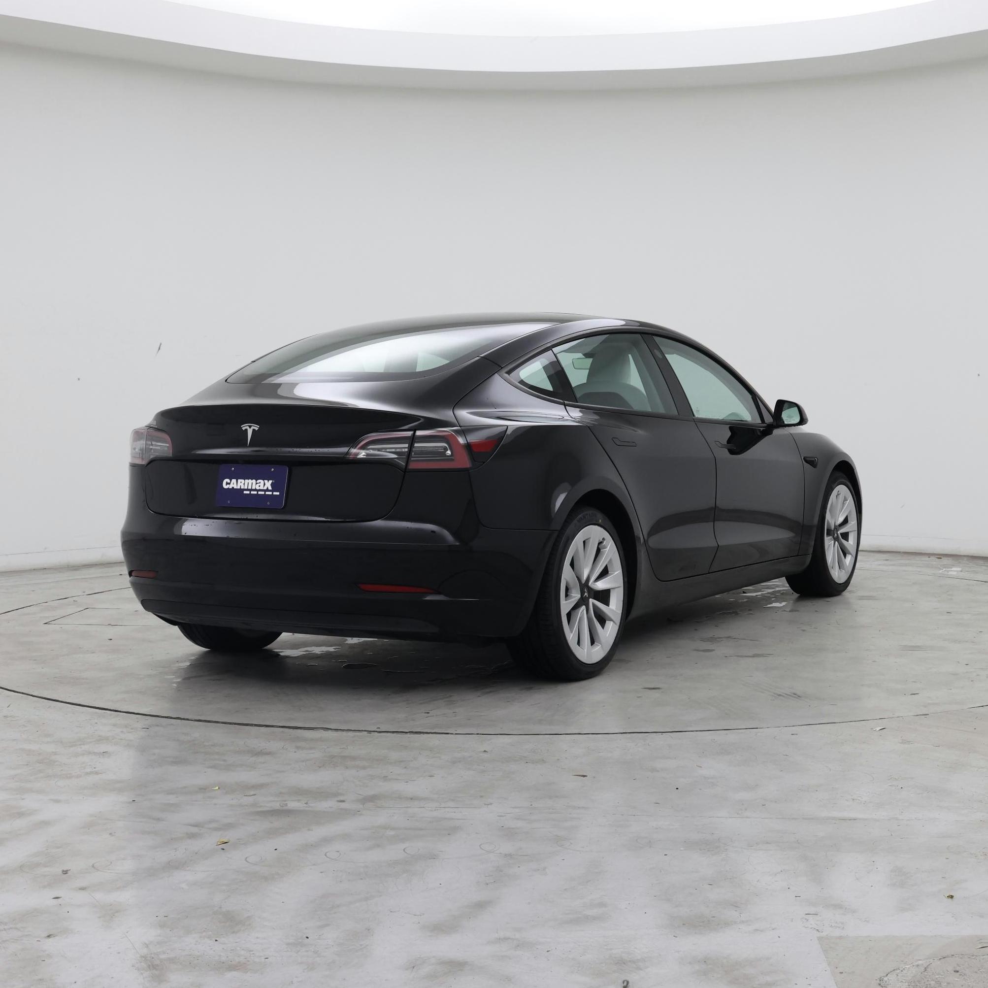 Thumbnail: 2022 Tesla Model 3 - 8
