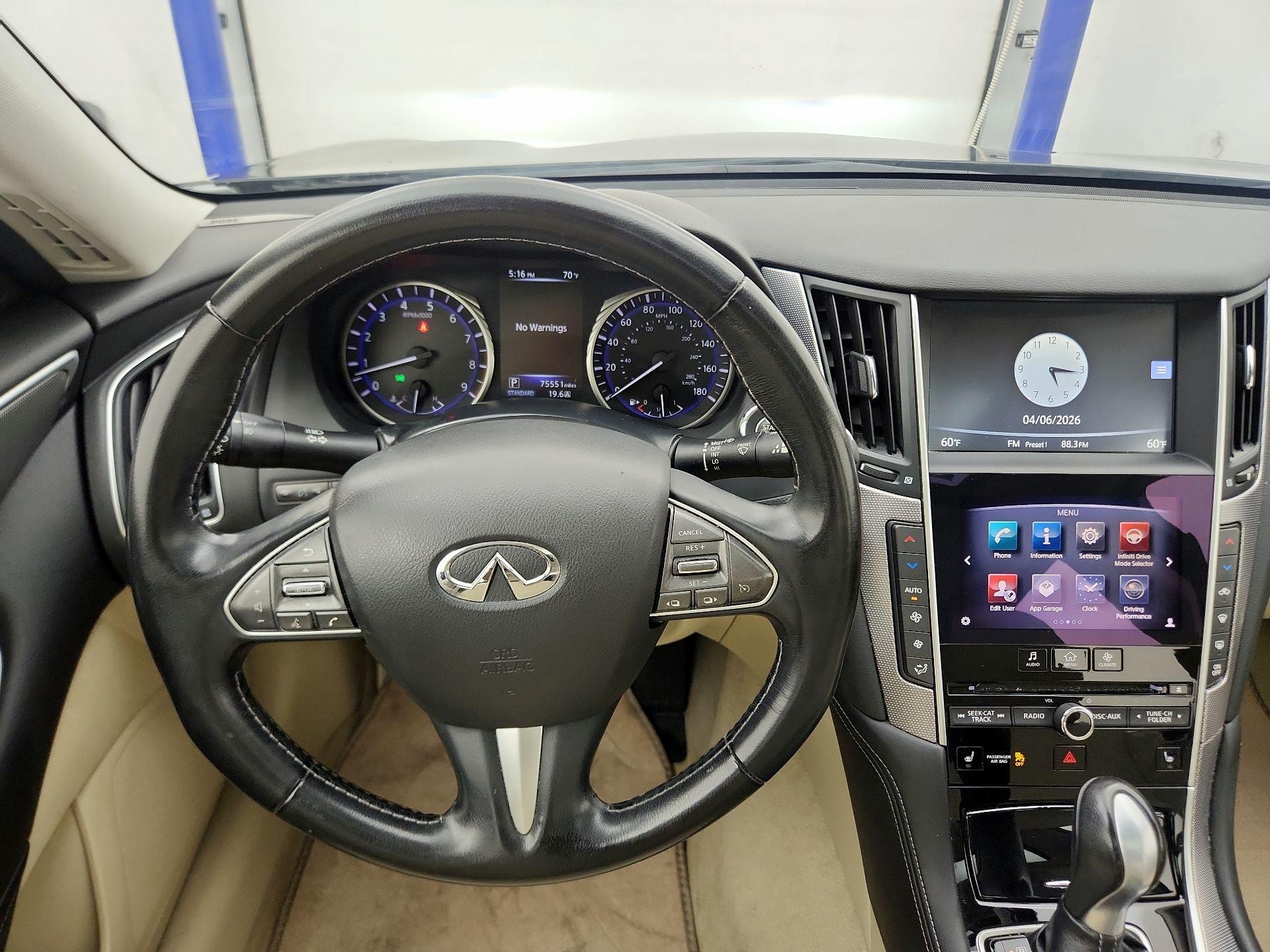 Thumbnail: 2014 INFINITI Q50 - 10