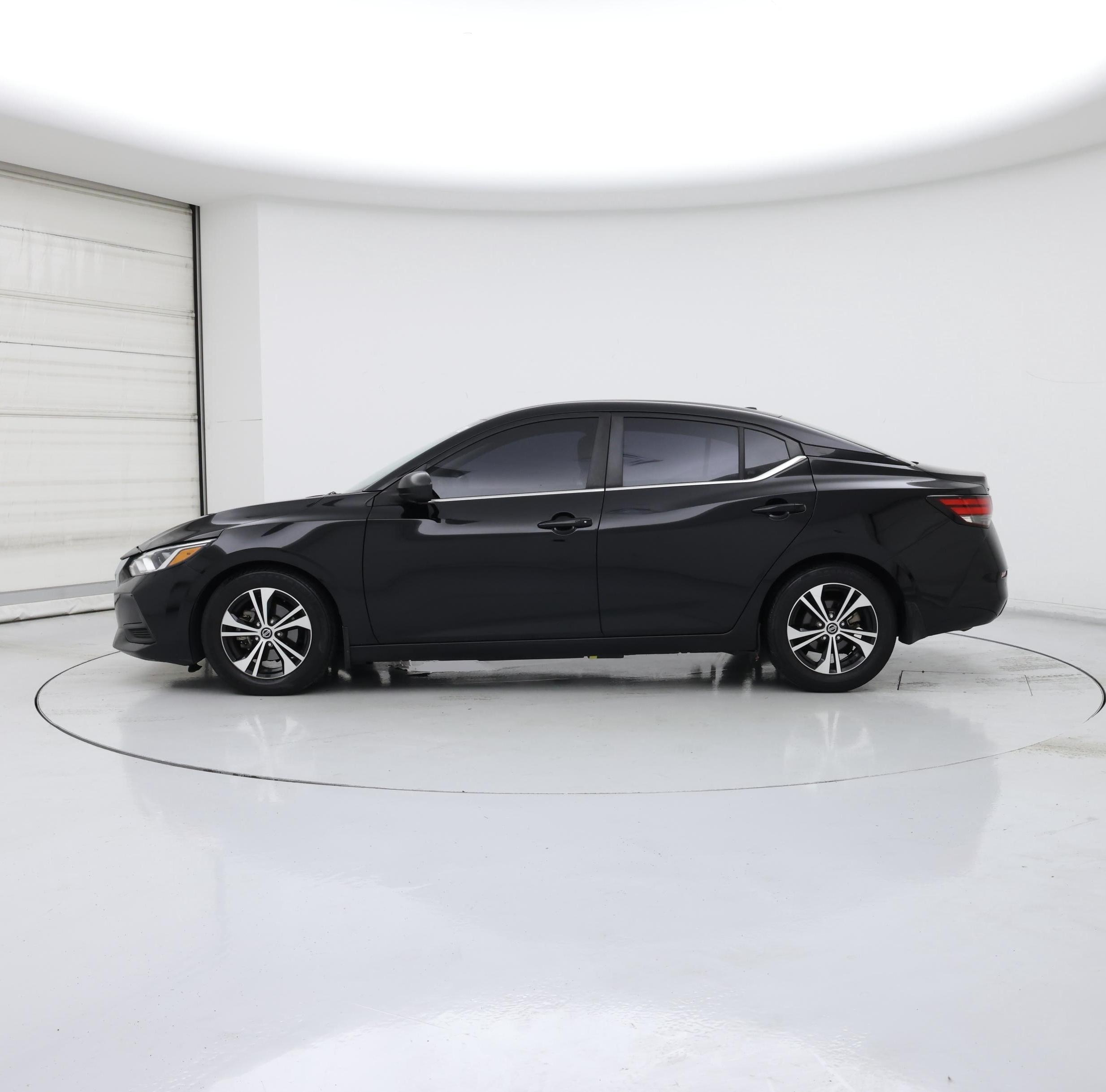 Thumbnail: 2021 Nissan Sentra - 3