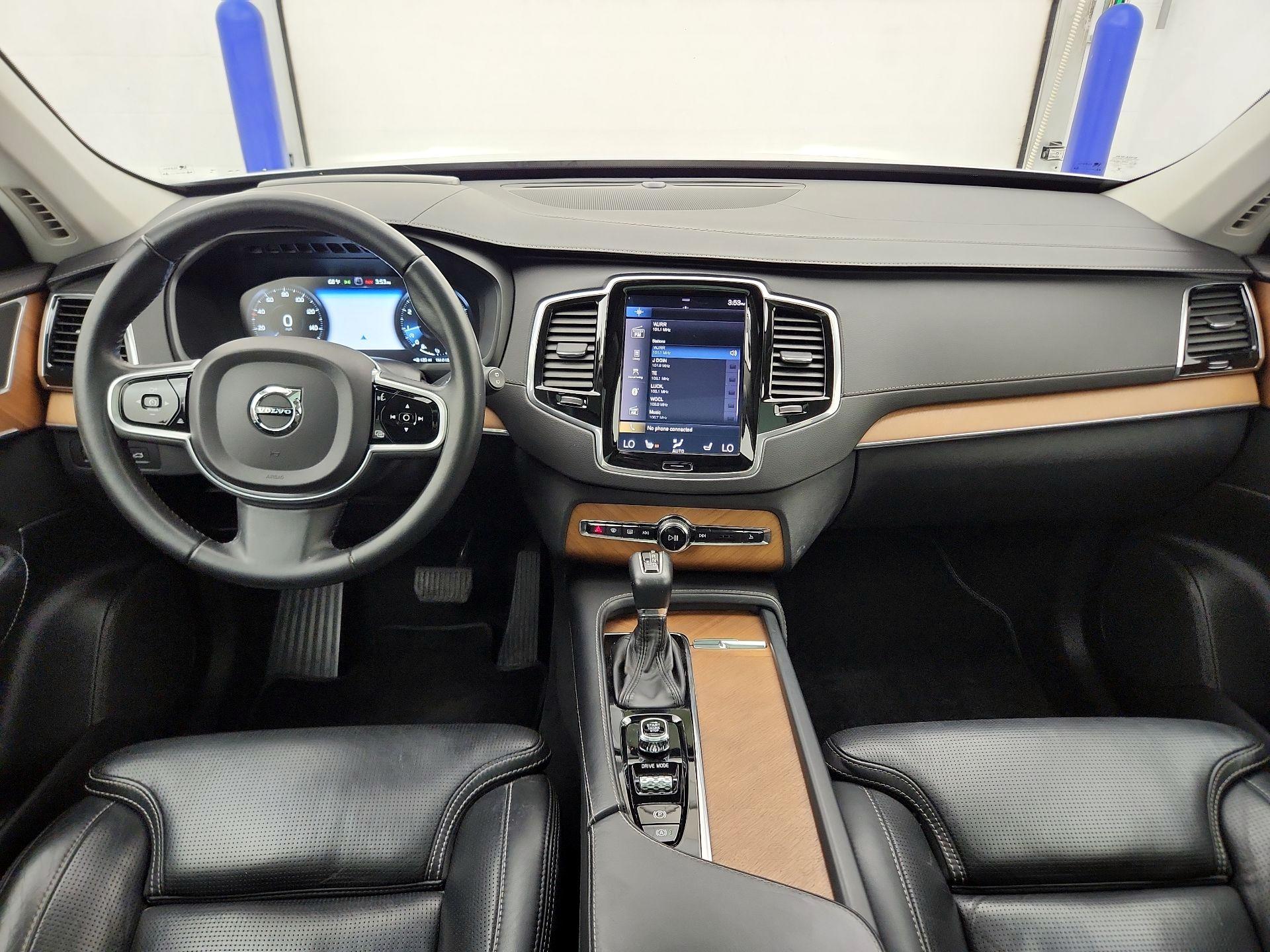 Thumbnail: 2018 Volvo XC90 - 9