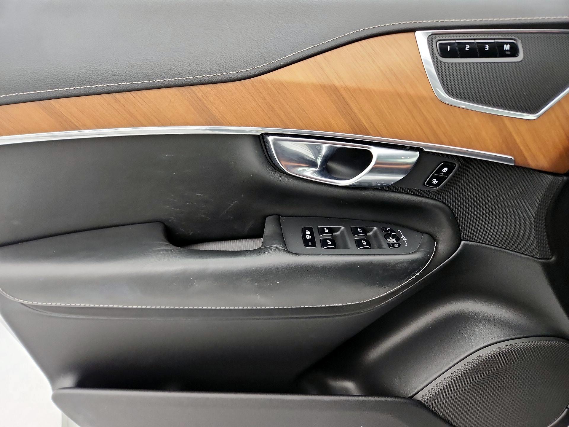 Thumbnail: 2018 Volvo XC90 - 12