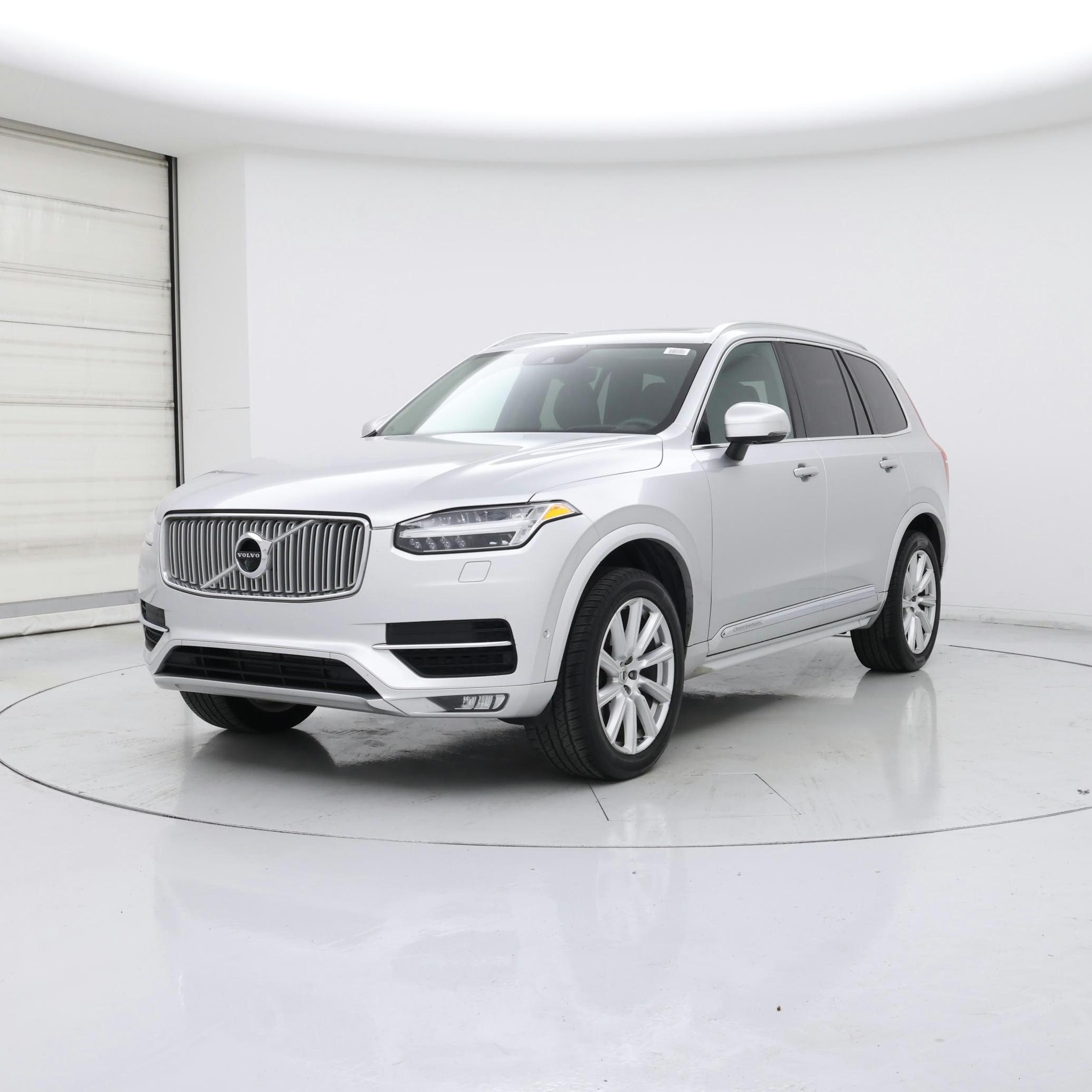 Thumbnail: 2018 Volvo XC90 - 4