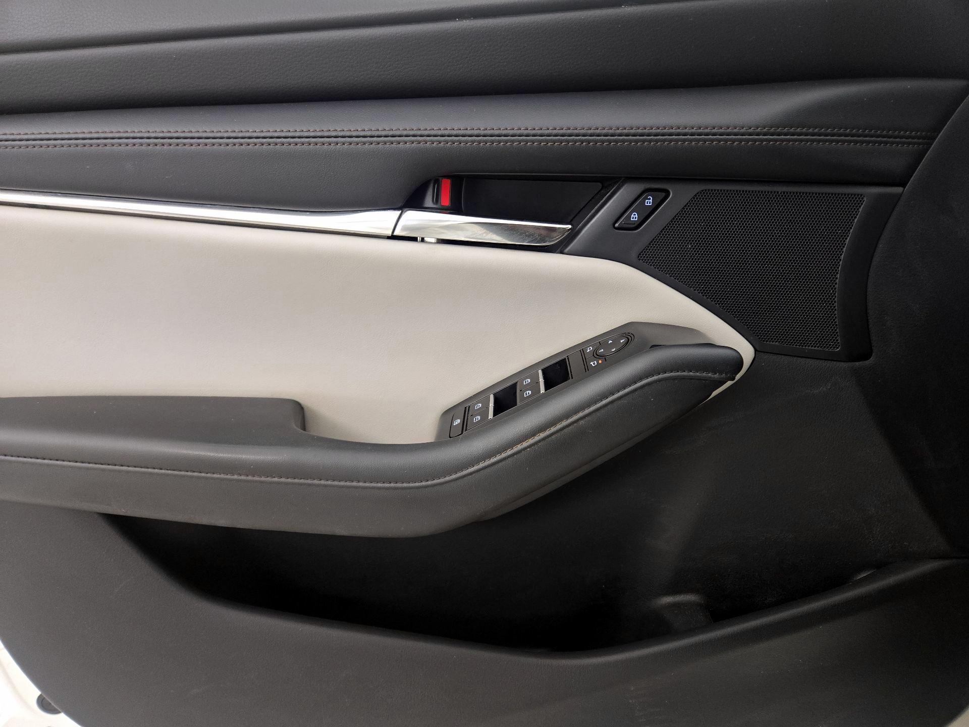 Thumbnail: 2021 Mazda Mazda3 - 12