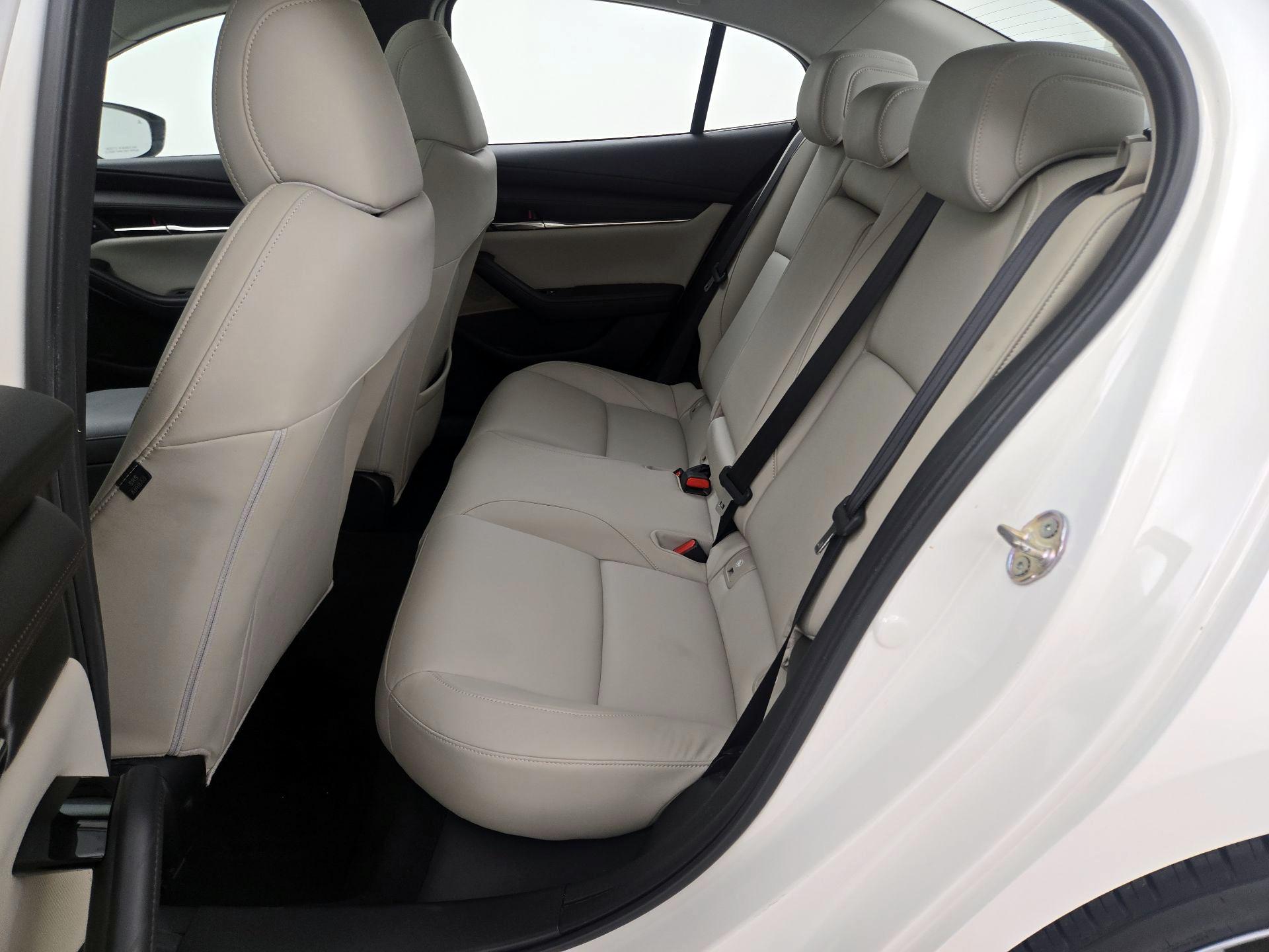 Thumbnail: 2021 Mazda Mazda3 - 20