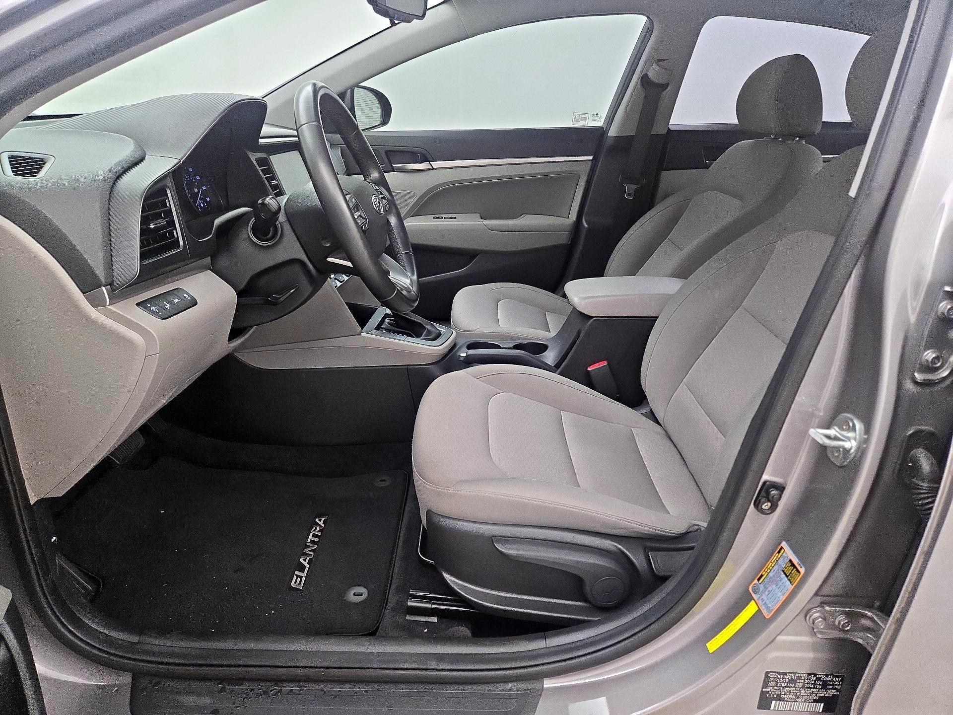 Thumbnail: 2020 Hyundai Elantra - 11