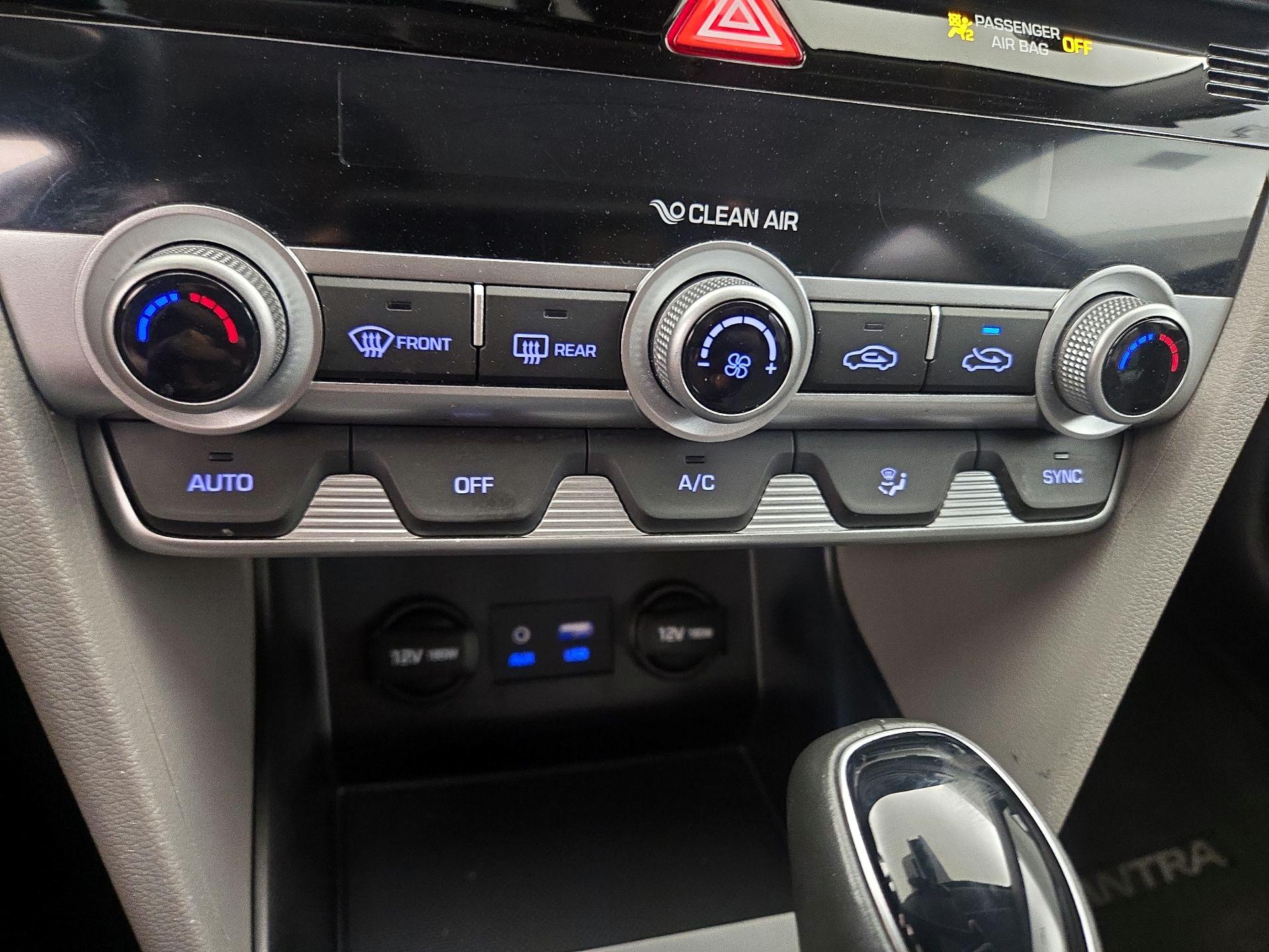 Thumbnail: 2020 Hyundai Elantra - 16